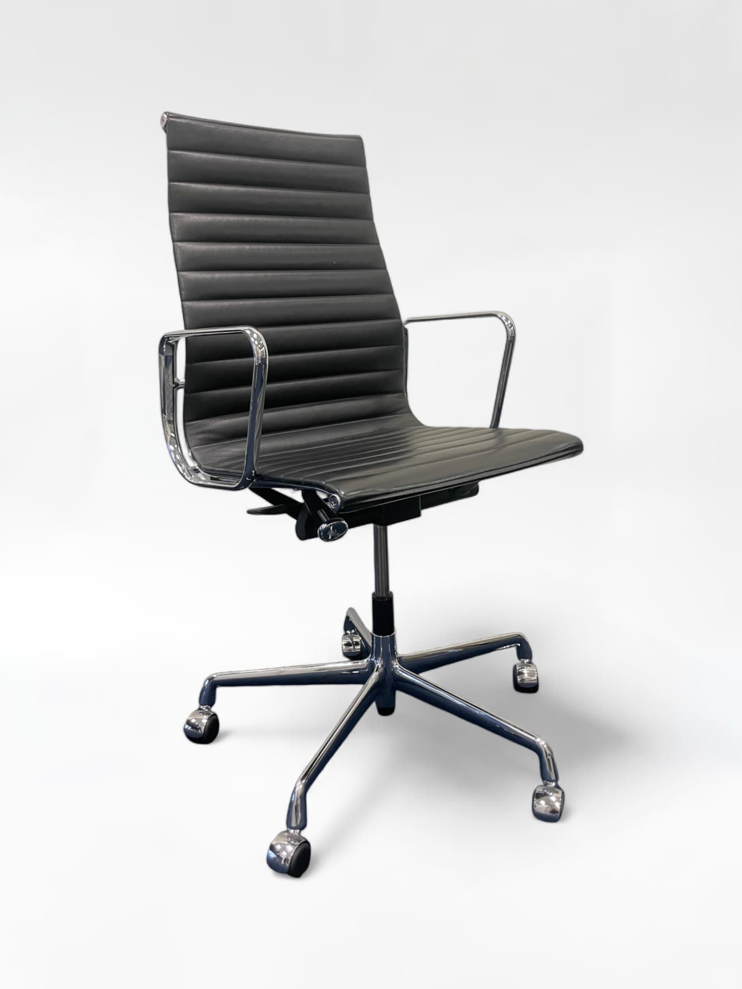 Vitra Eames Leather Black Chair EA119-0