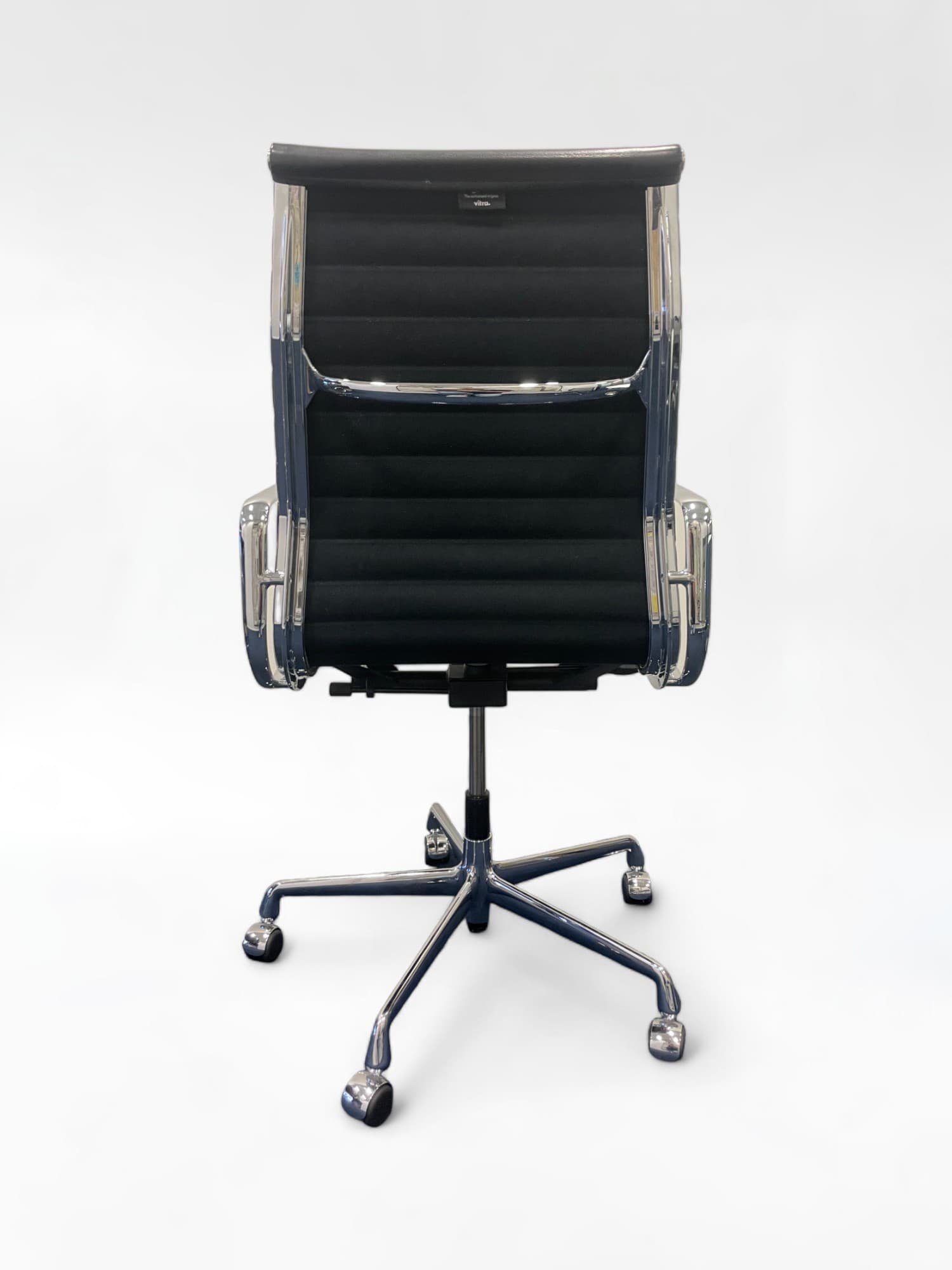 Vitra Eames Leather Black Chair EA119-4