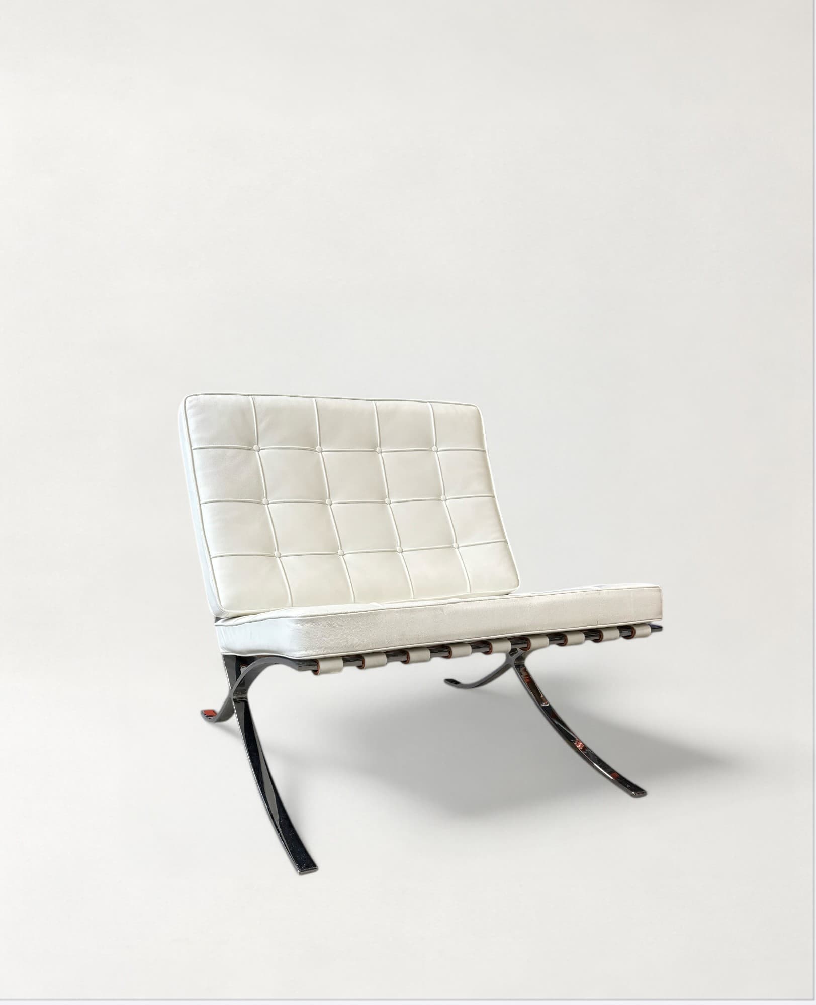 Knoll Barcelona chair-0