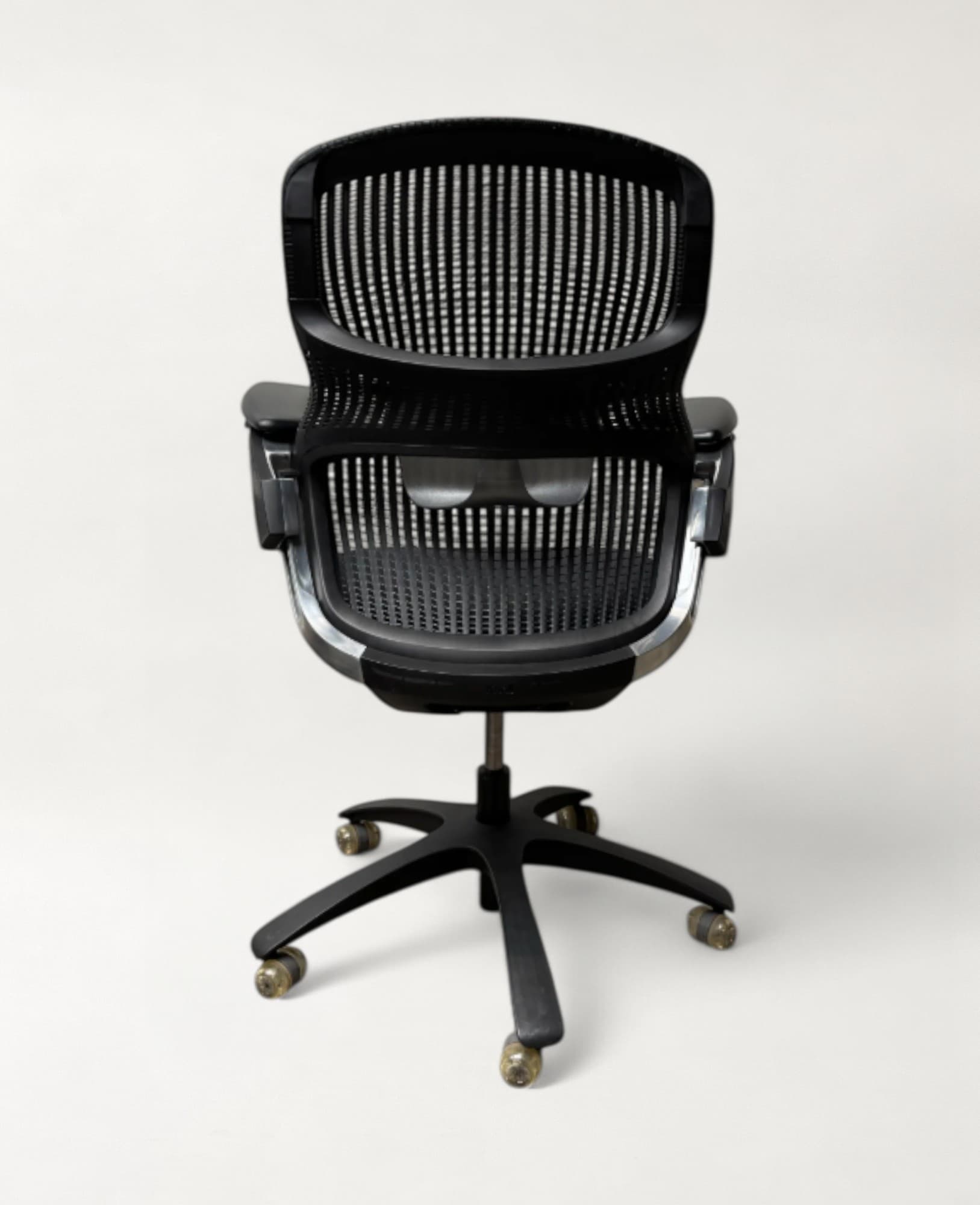 Knoll Generation Chair Onyx-1