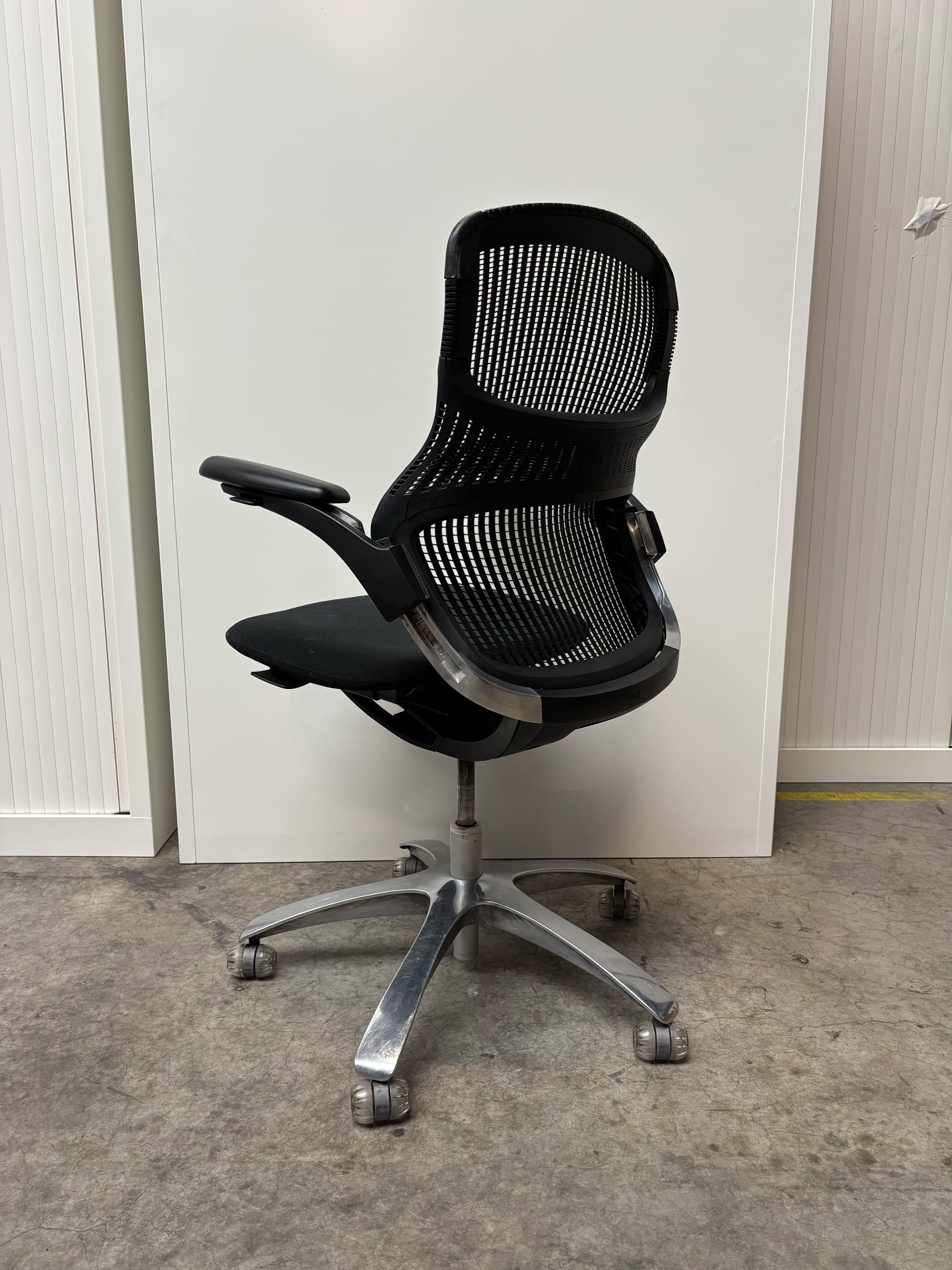 Knoll Black Mesh Office Chair with Adjustable Armrests-5