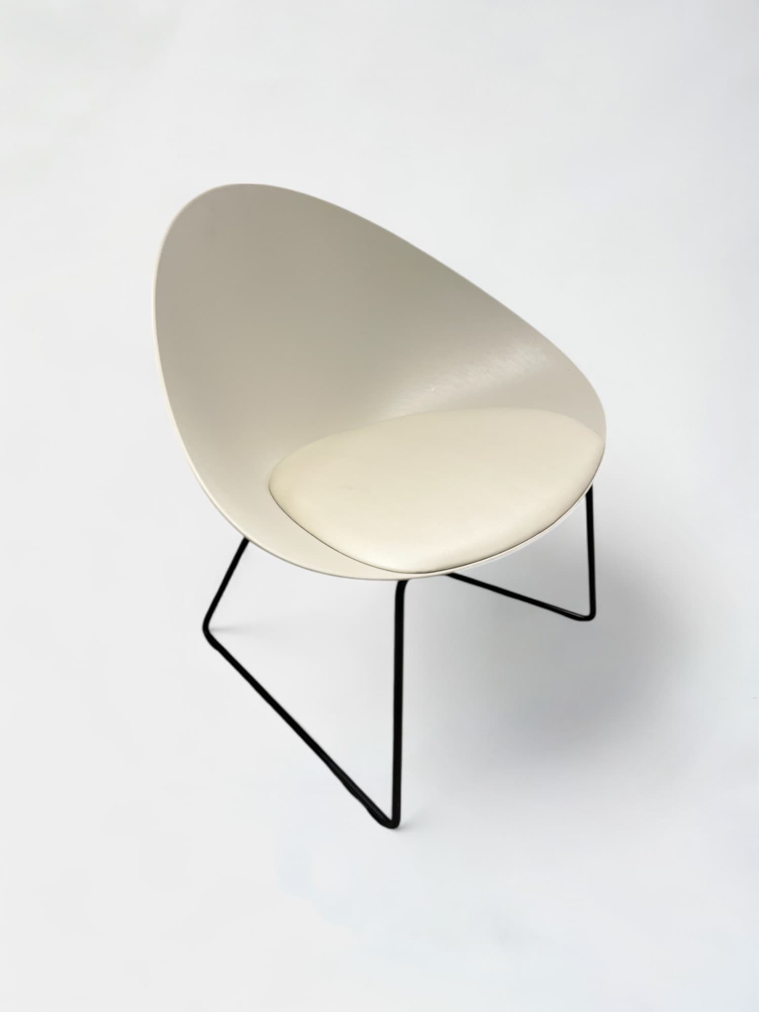 Pedrali Adell Lounge Ivory Chair and black legs-2
