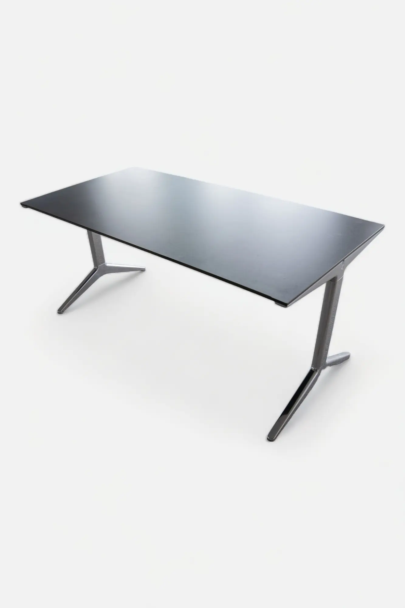 Ahrend black table top without castors-0