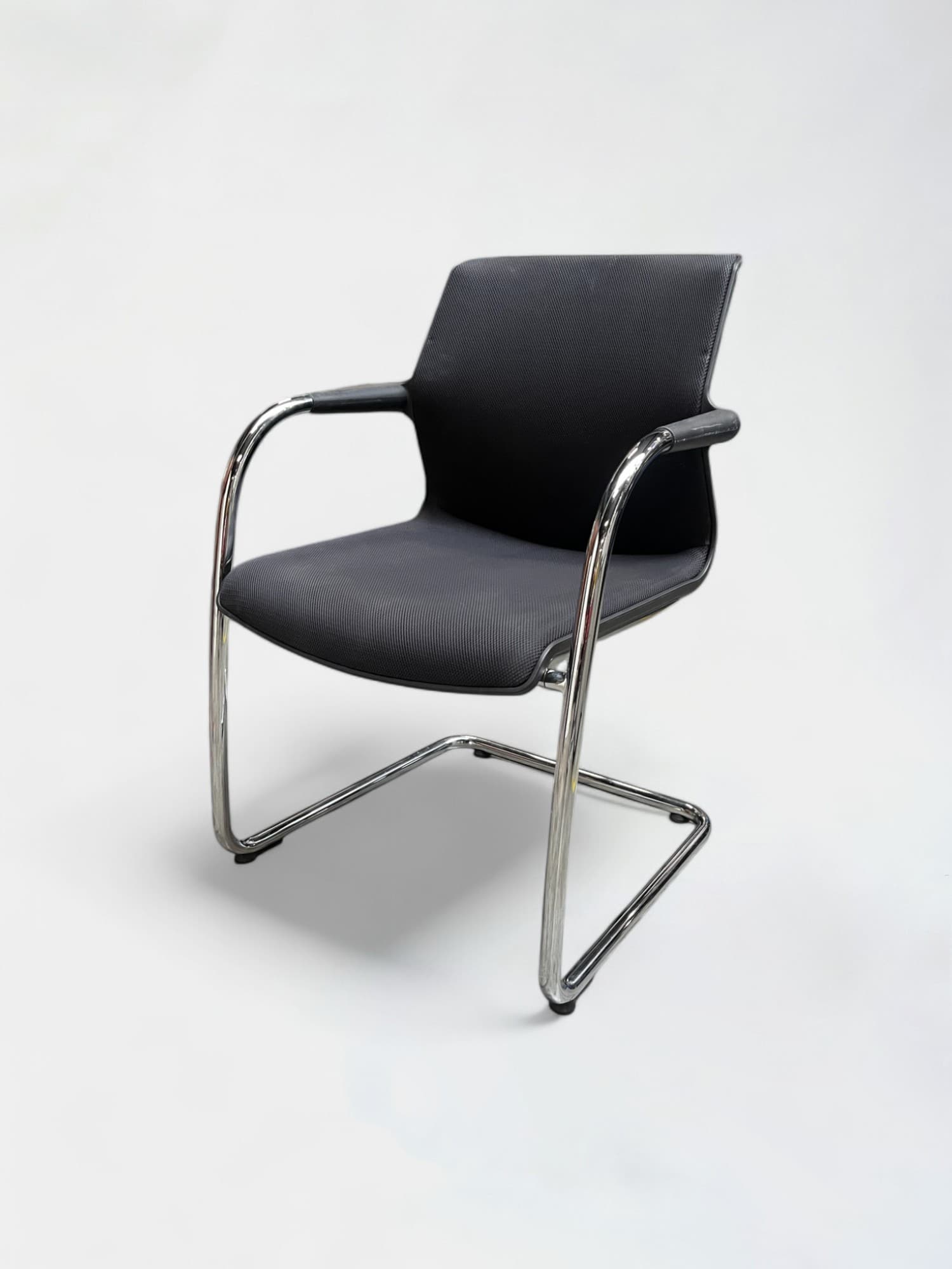 Vitra Unix black stackable chair Black by Antonio Citterio-1