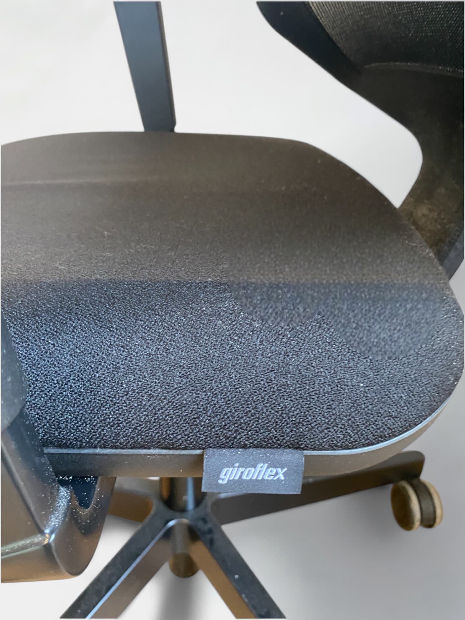 Giroflex Black Mesh Office Chair with Adjustable Armrests-2