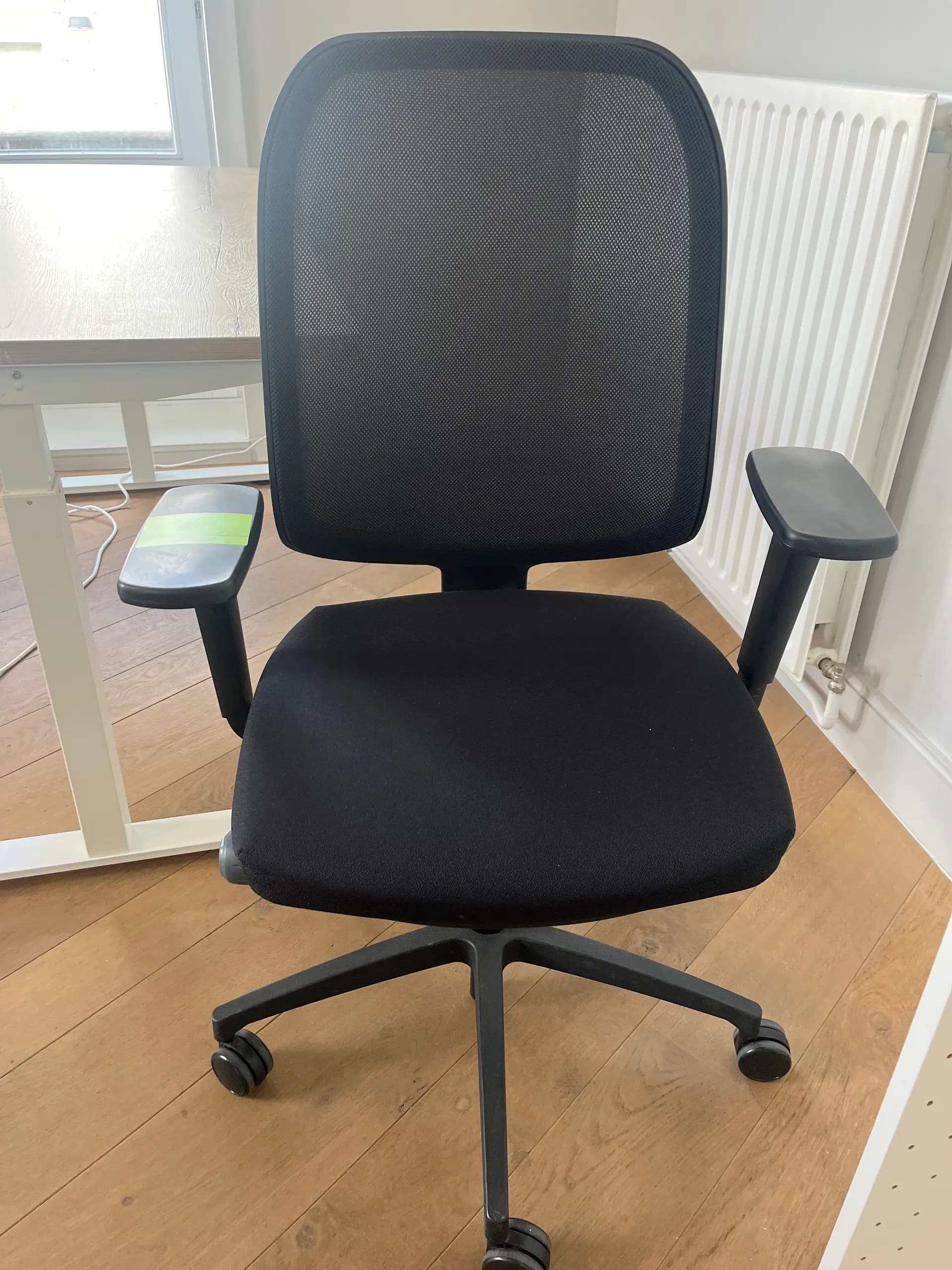 Beta Black Mesh Office Chair with Adjustable Armrests-1