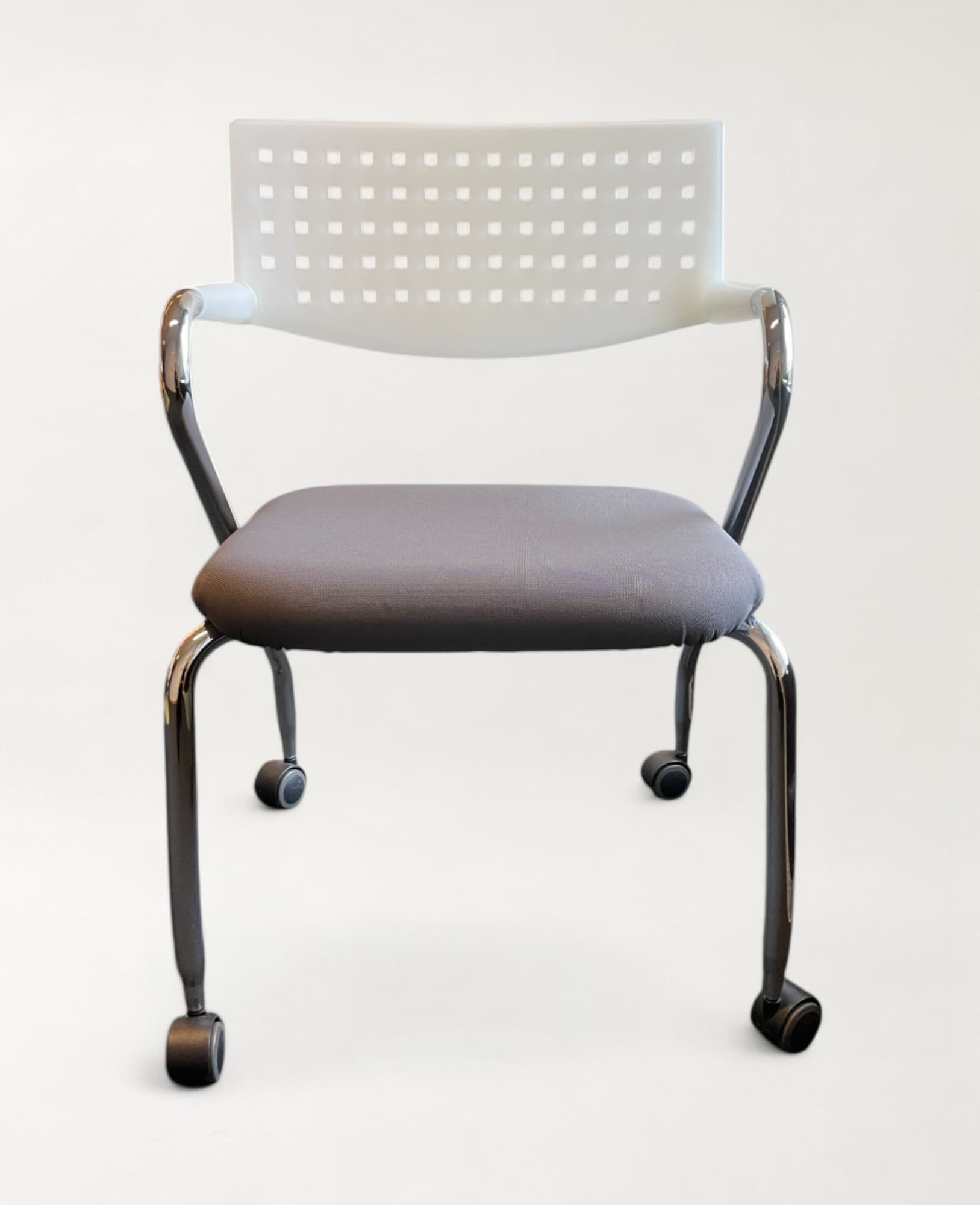 Vergaderstoel Vitra Visaroll lichtgrijs-3