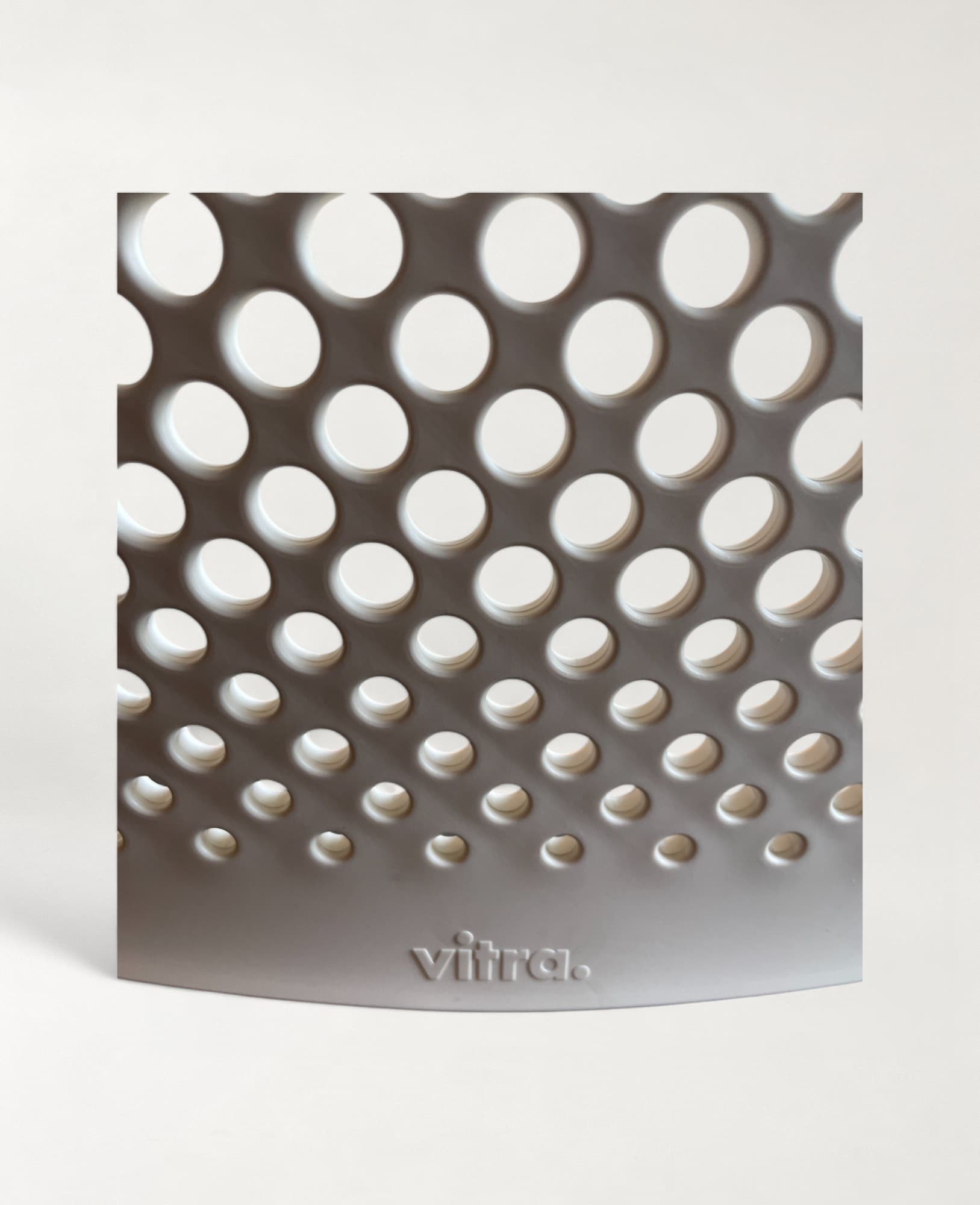 Vitra Visaroll Grey meeting chair with white back-3