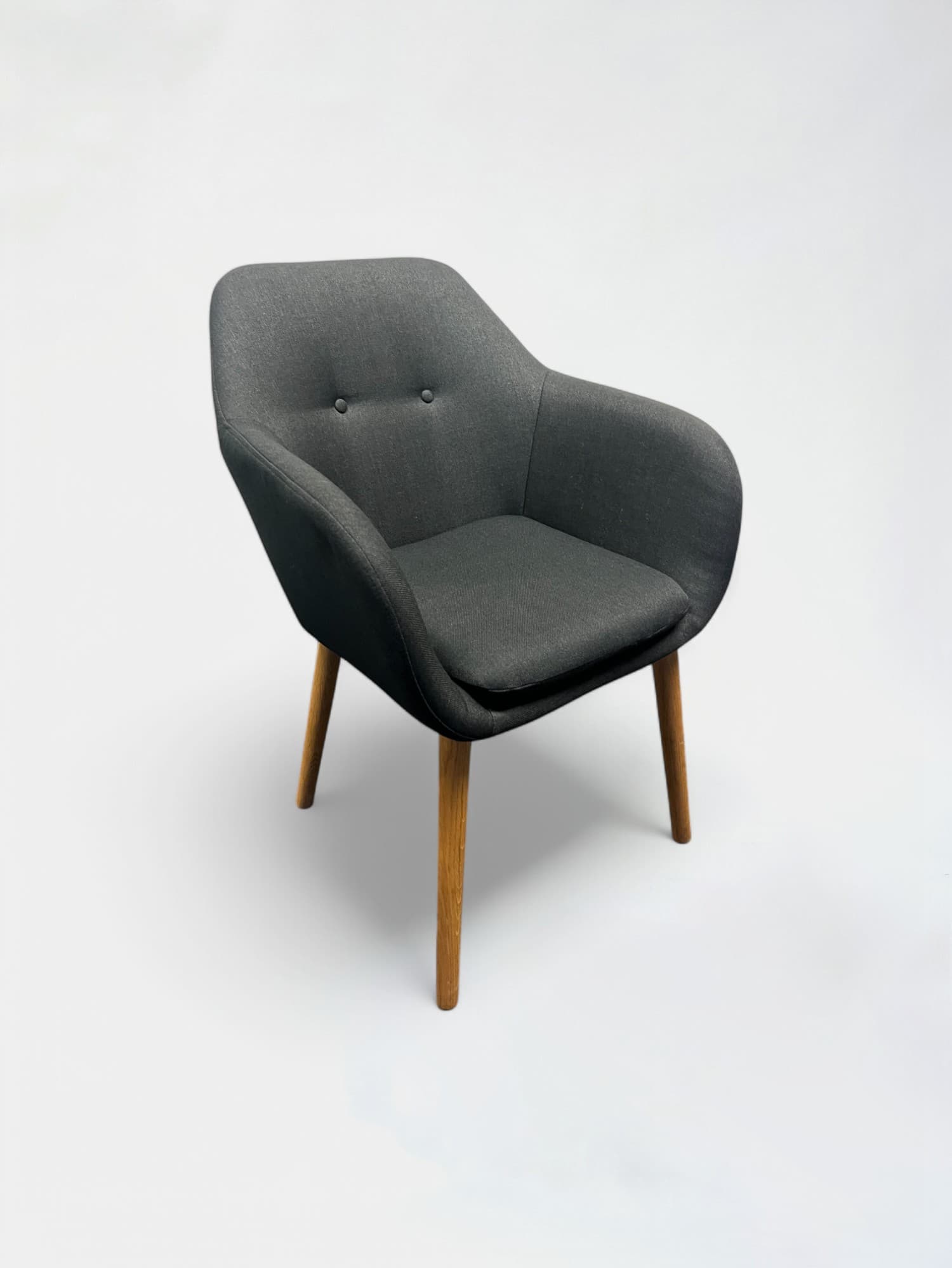 Chaise gris foncé avec pieds en bois-0