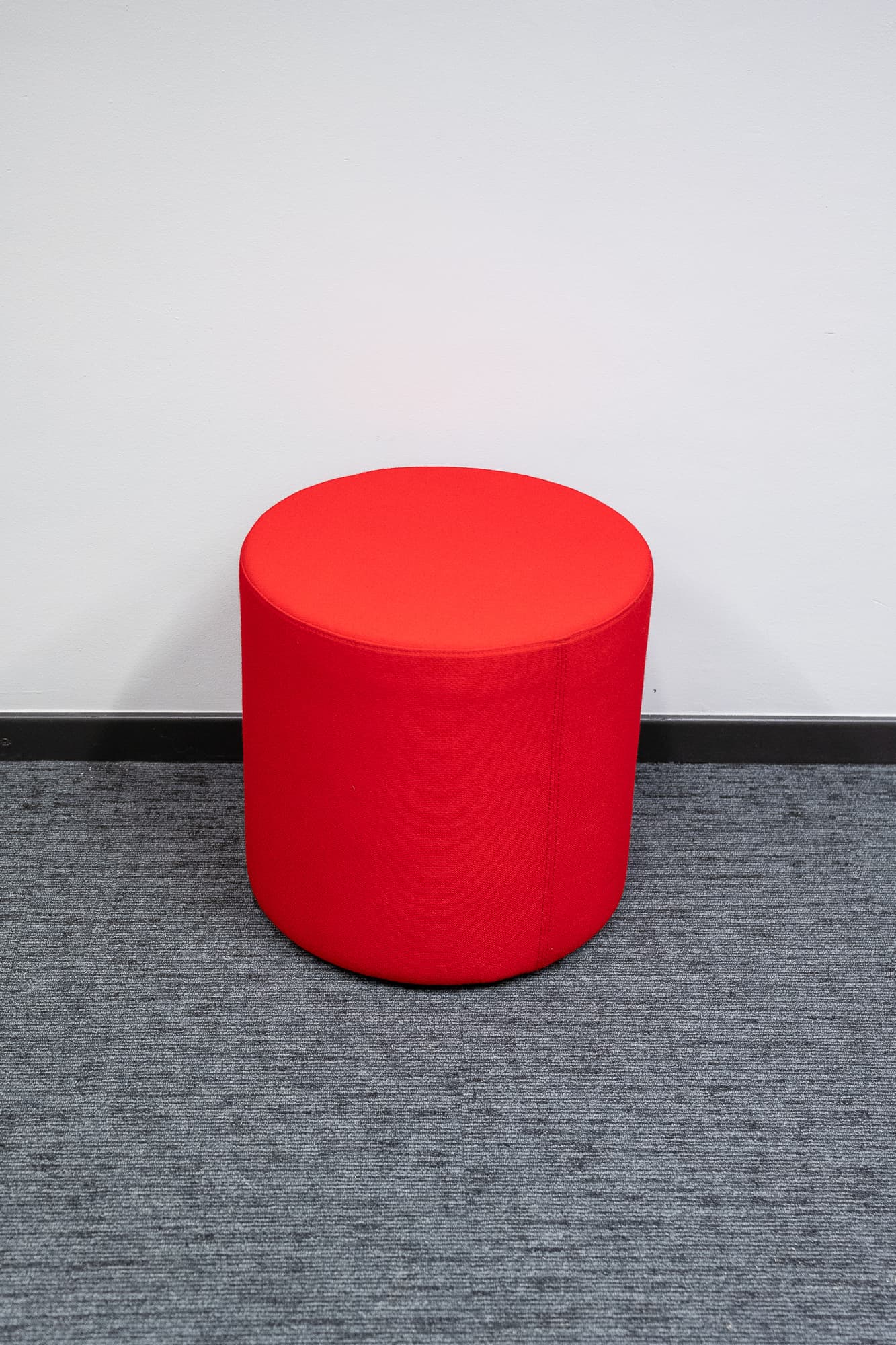 Pouf rond rouge flash-1