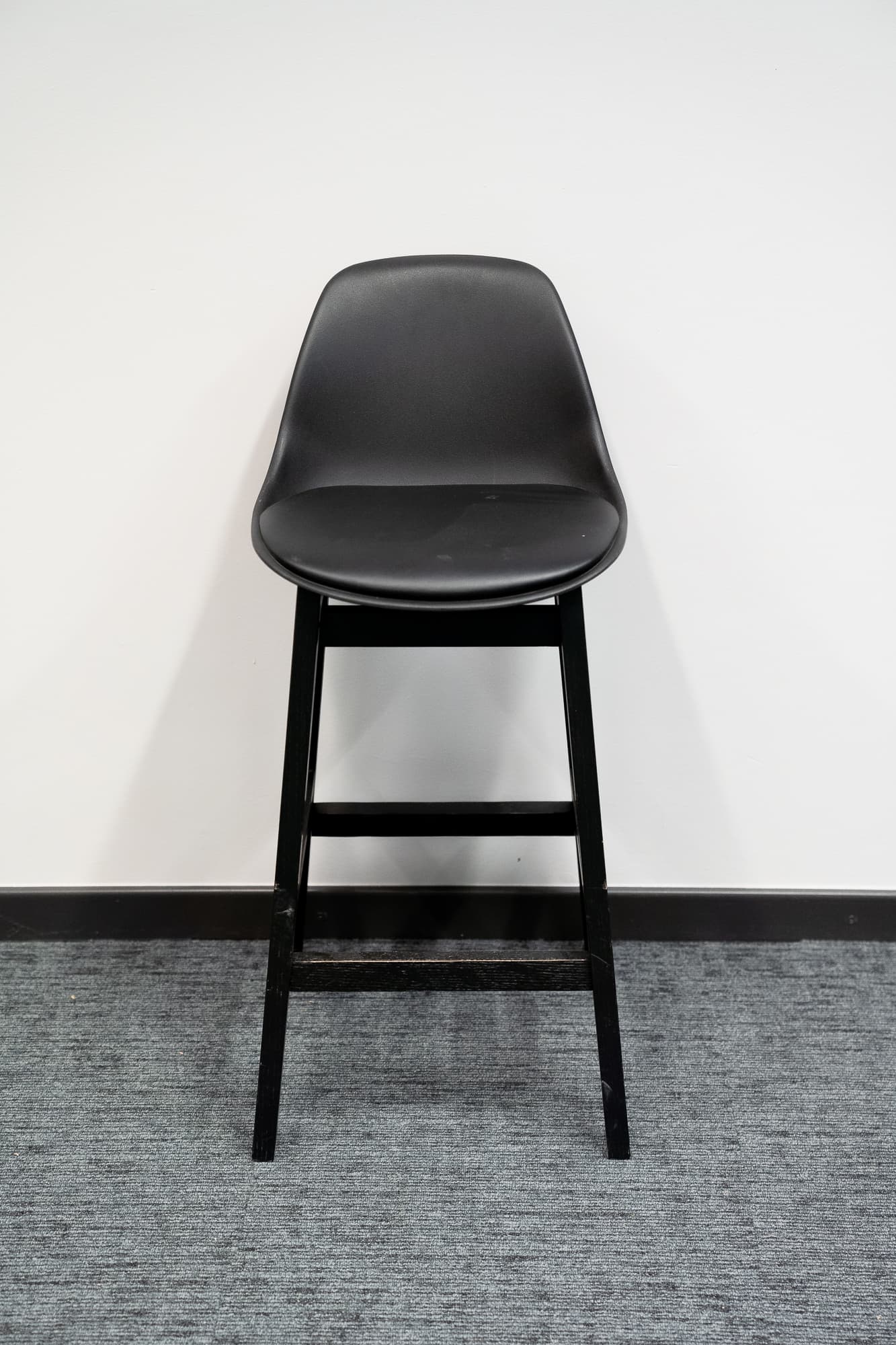 75cm Black wood stool with plastic and synthetic leather seat-3