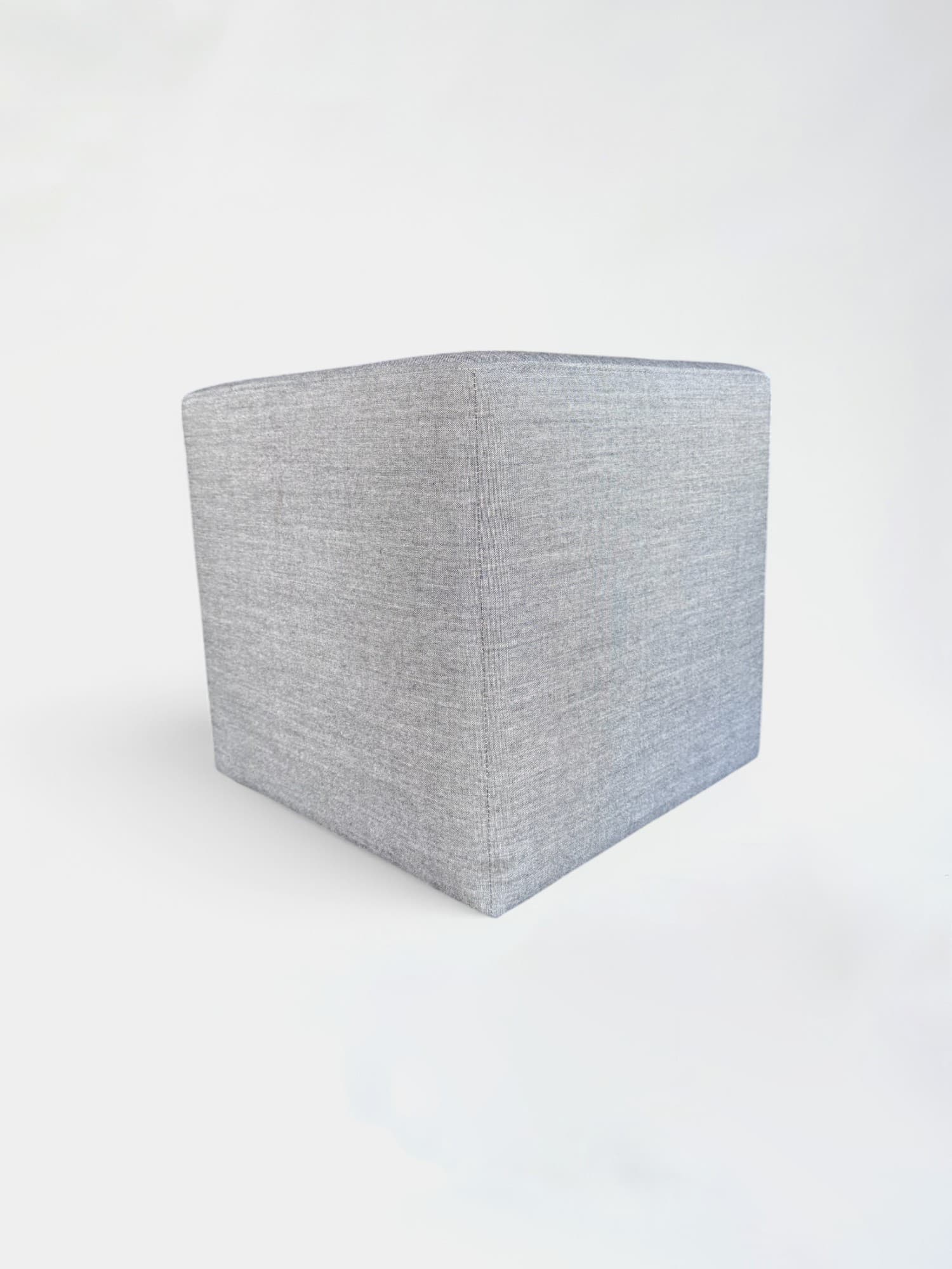 Pouf carré gris clair-1