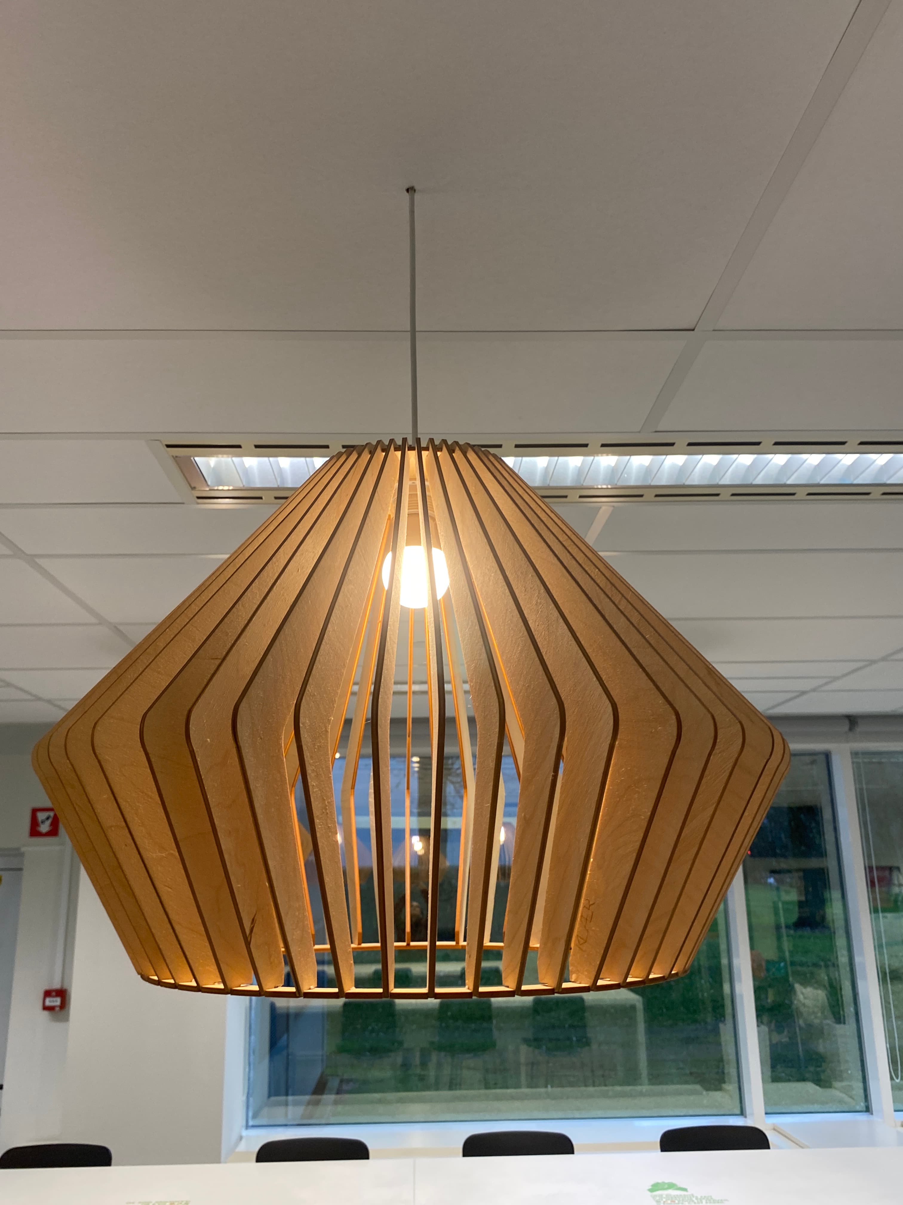 Houten grote hanglamp-0