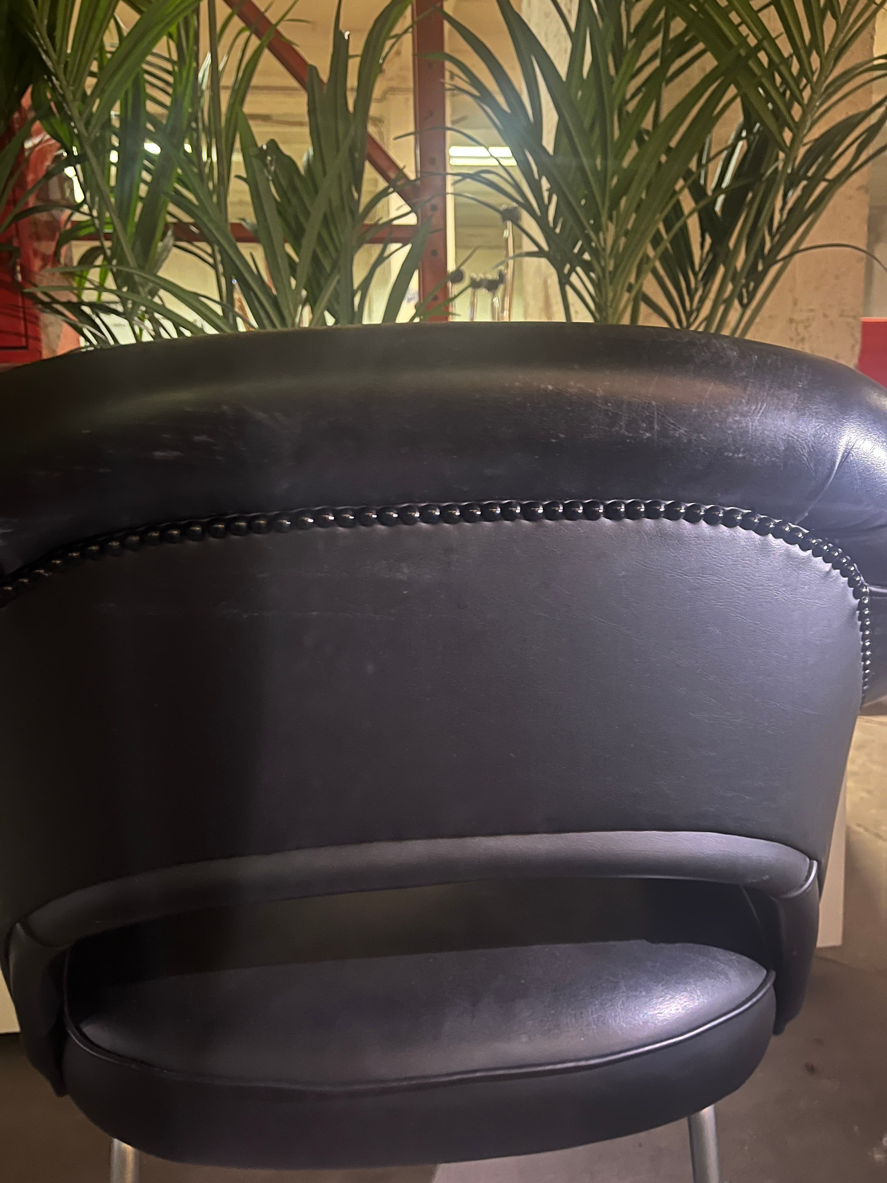Black leather design chair-5