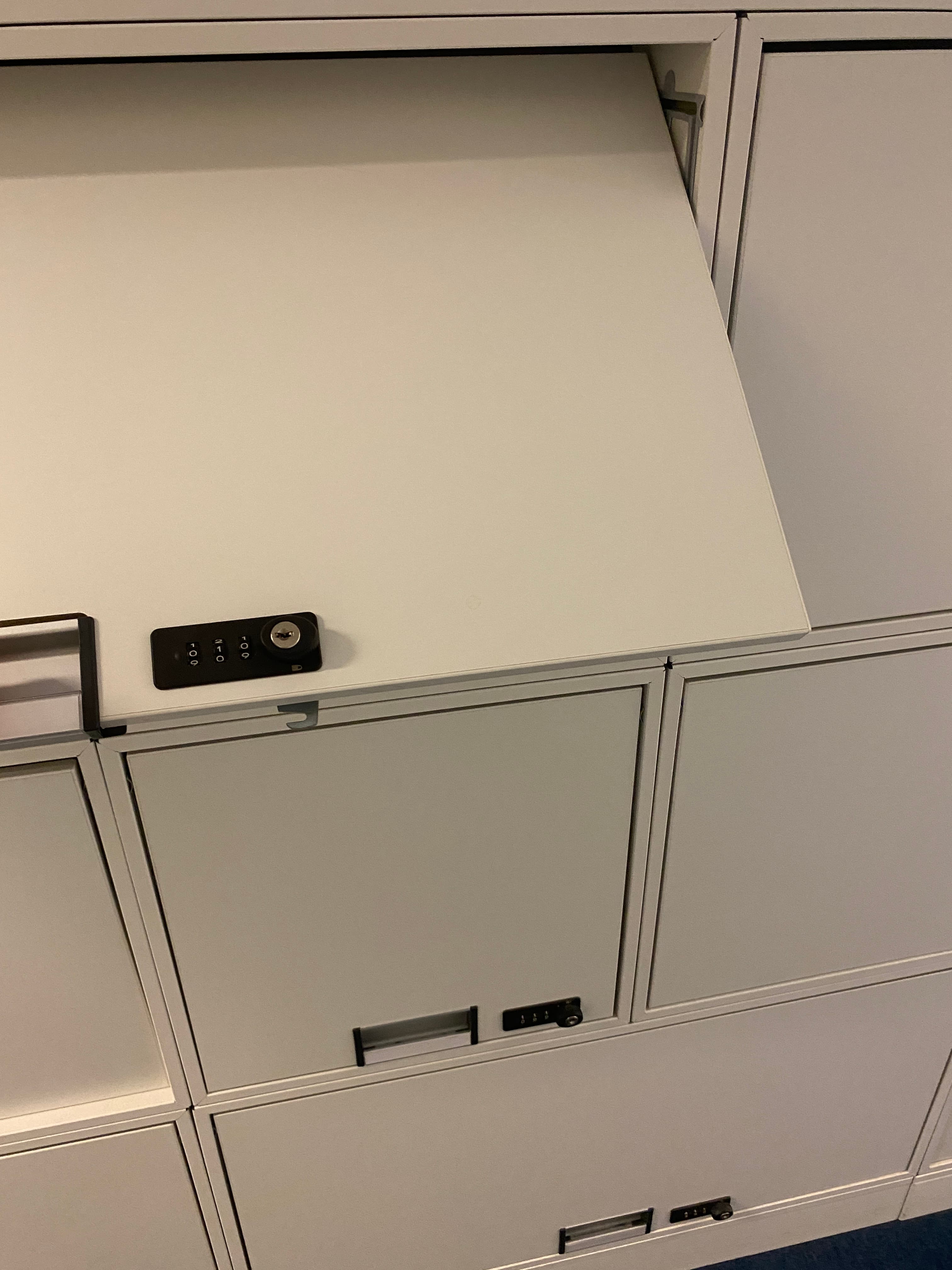 Steelcase 200cm White lockers with code-3