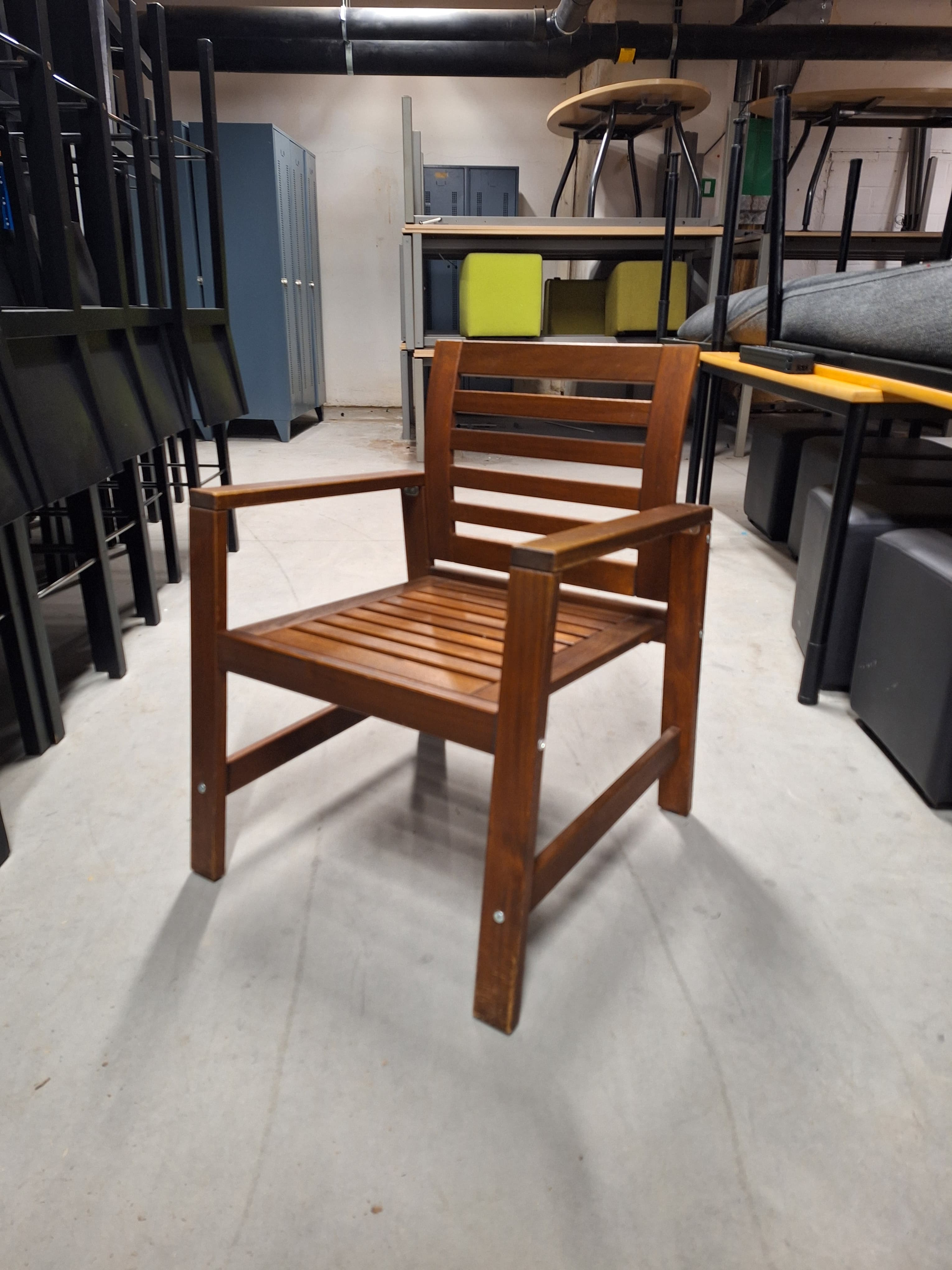 Chaise basse de jardin en bois Ikea-2