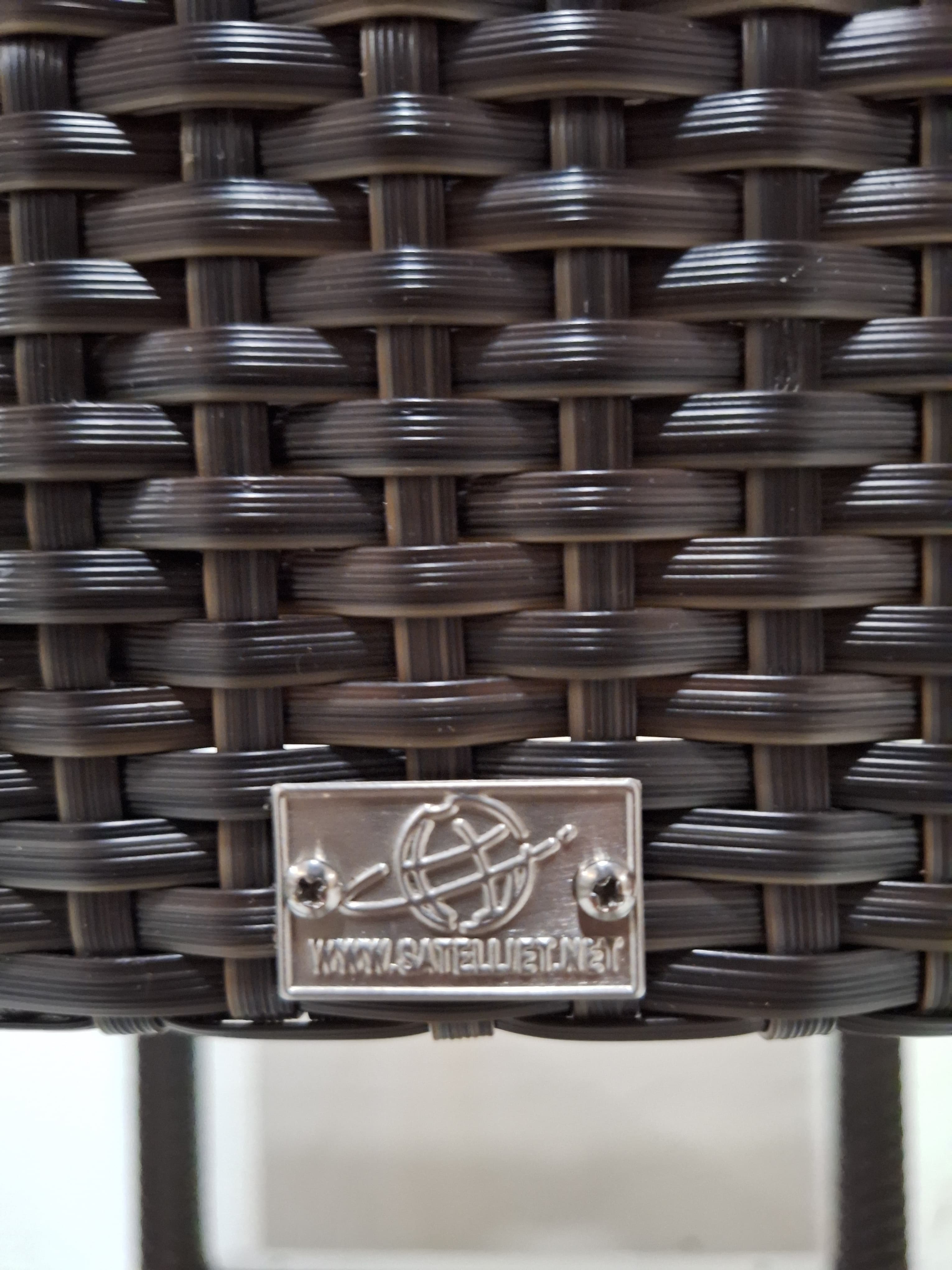 Satelliet Hoge bruine kunststof rieten stoel-3