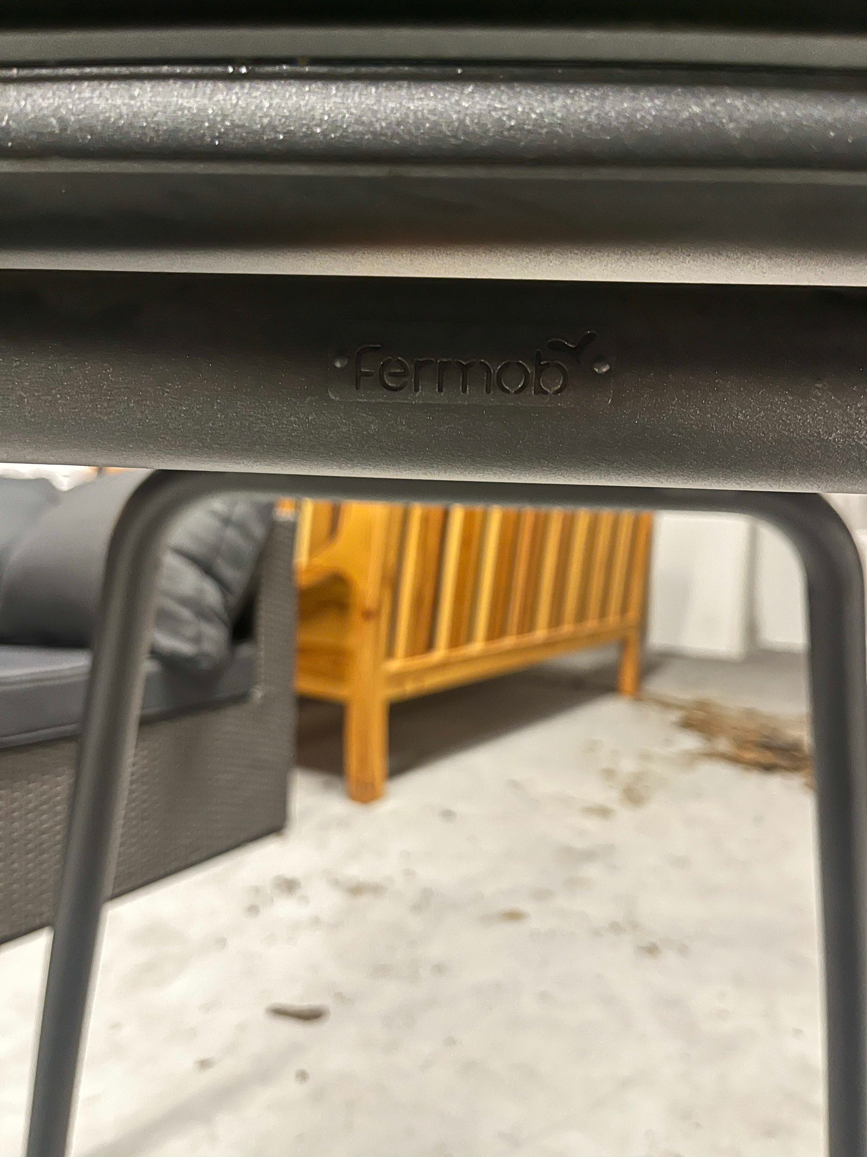 Fermob antracite outside table-2
