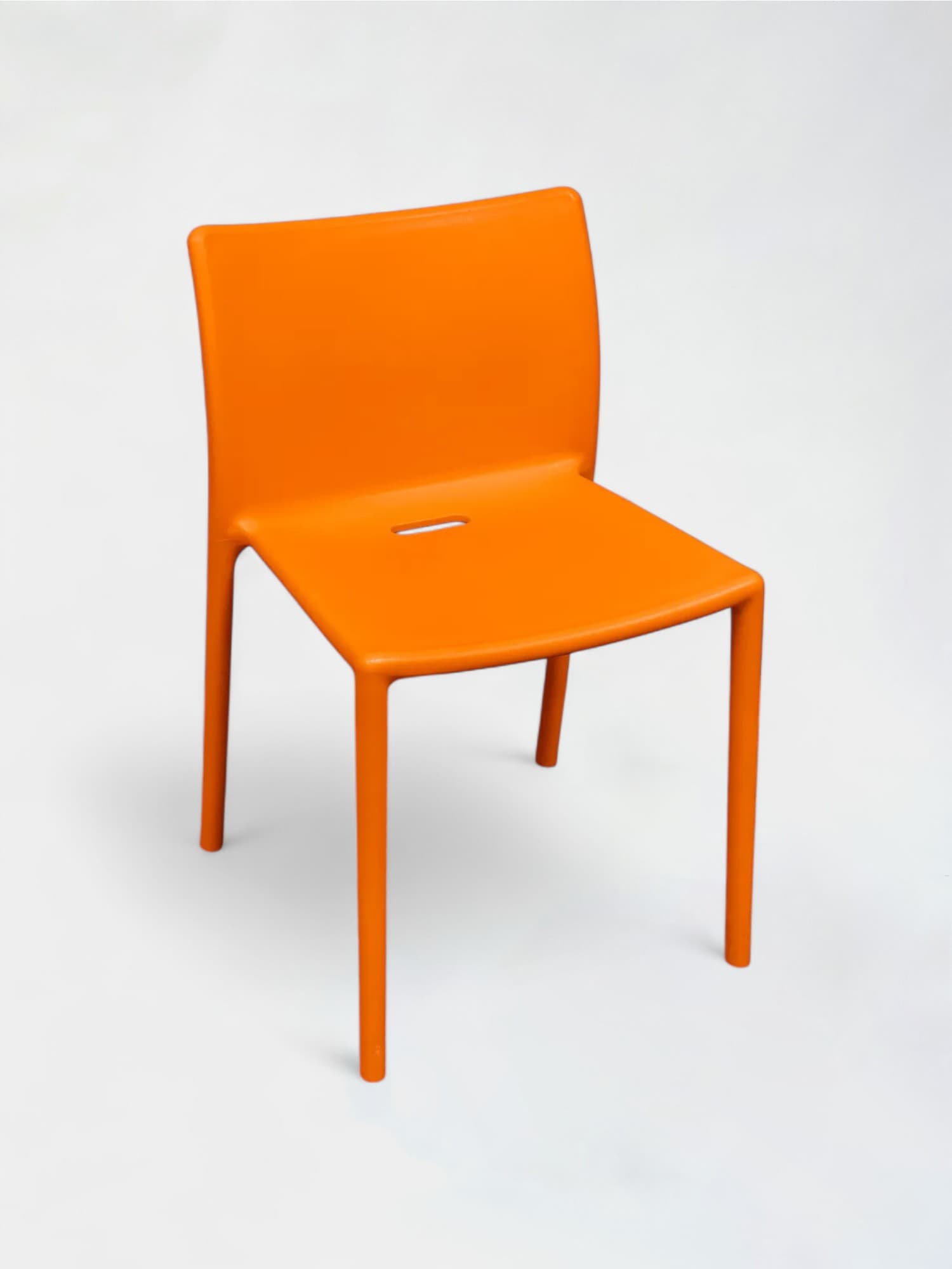 Jasper Morrison Oranje stapelbare designstoelen-0