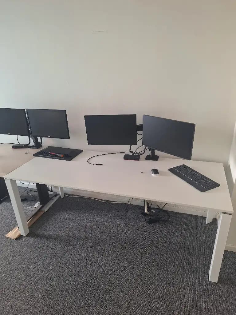 Bureau blanc de 200 cm-1