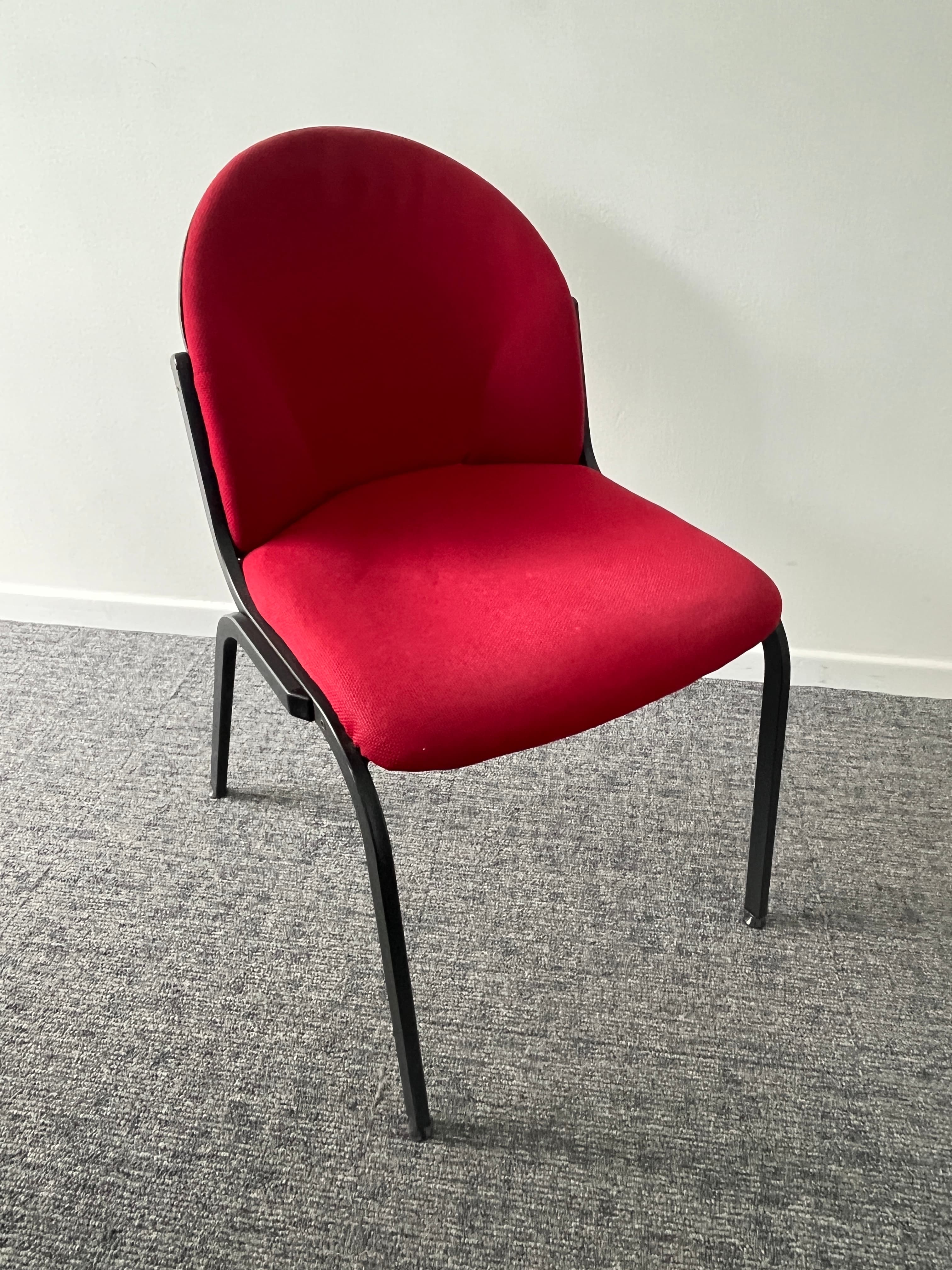 Red with black structure meeting chair without armrests-1