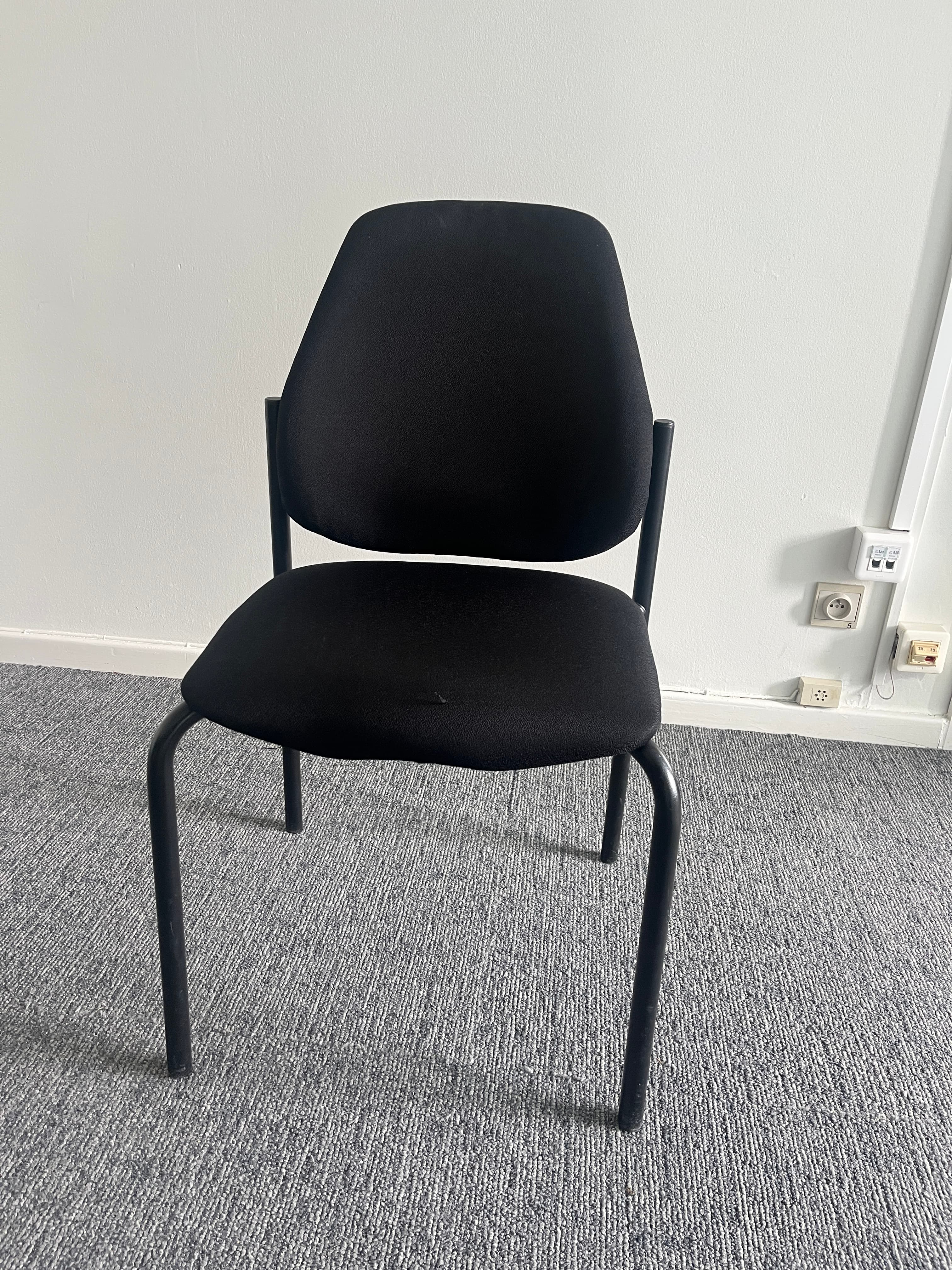 Black fabric meeting chair without armrests-2