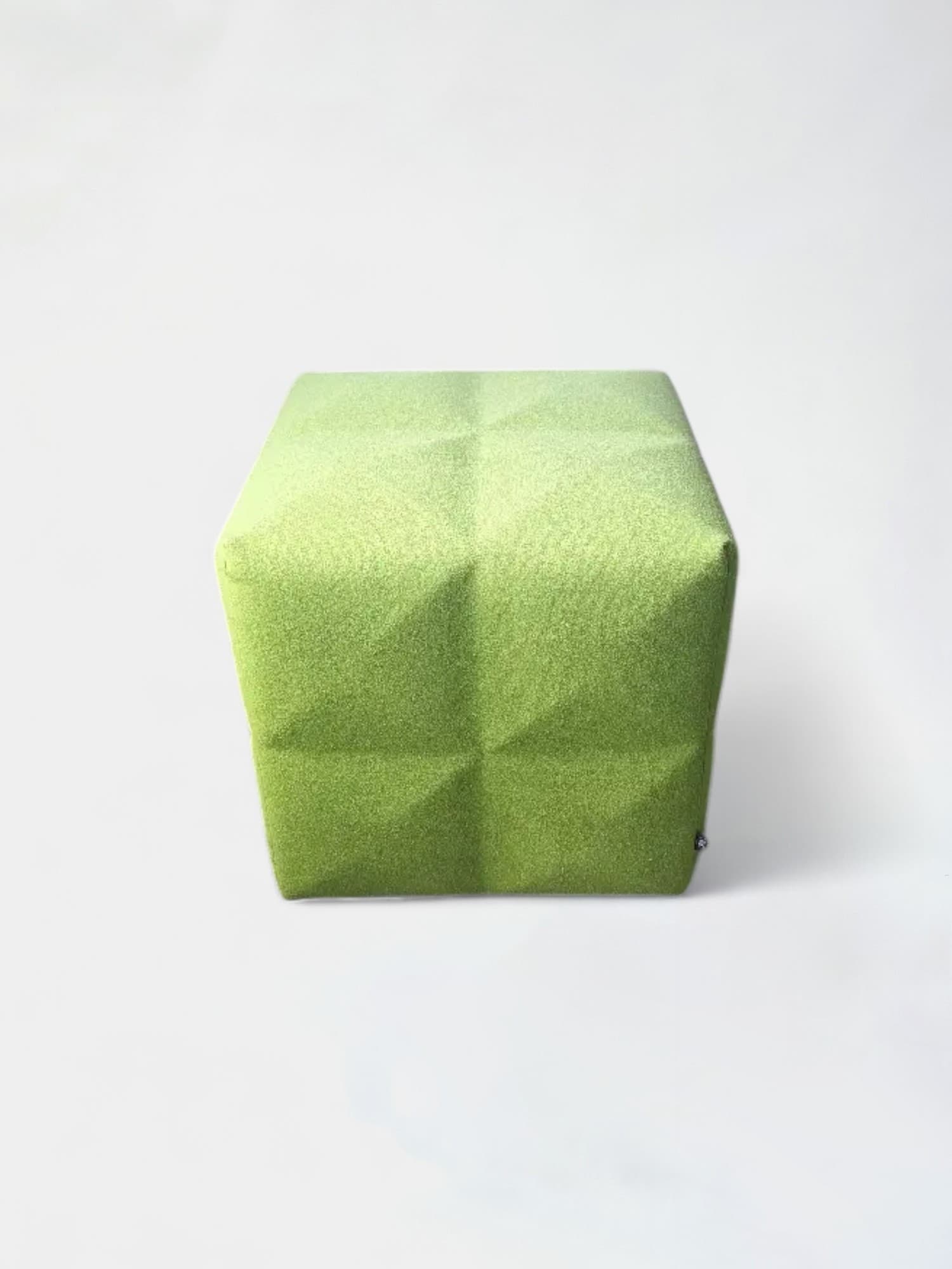 Pouf vert Buzzi Space (qui peut présenter des taches)