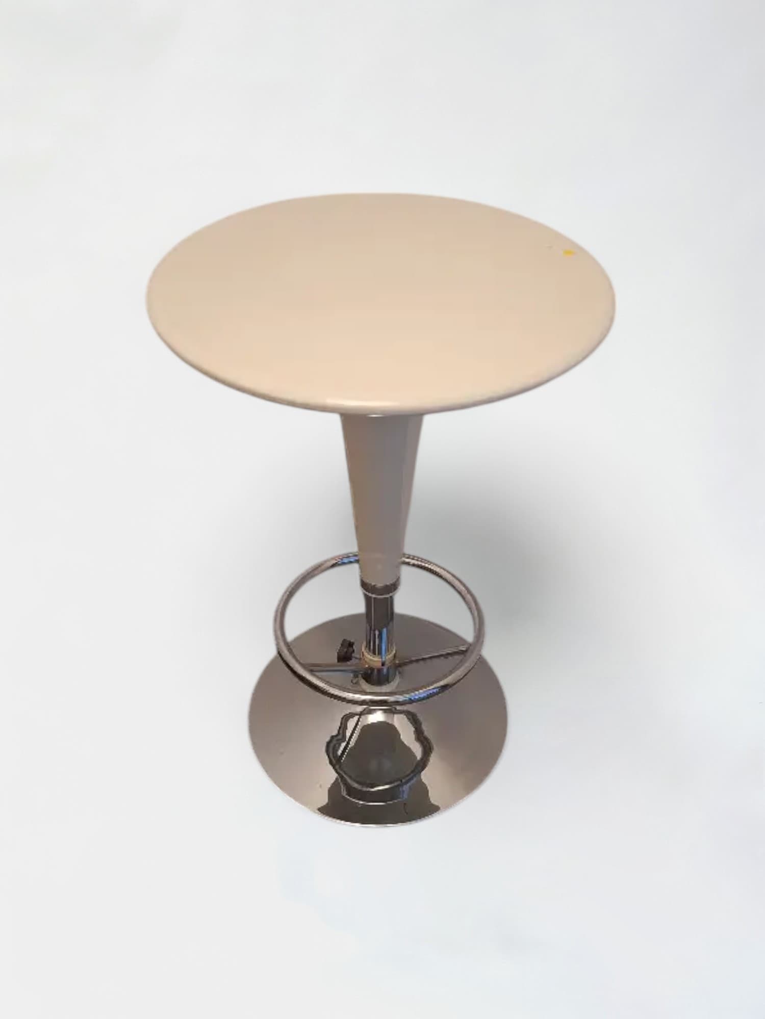 Table ronde blanche sur pied métallique