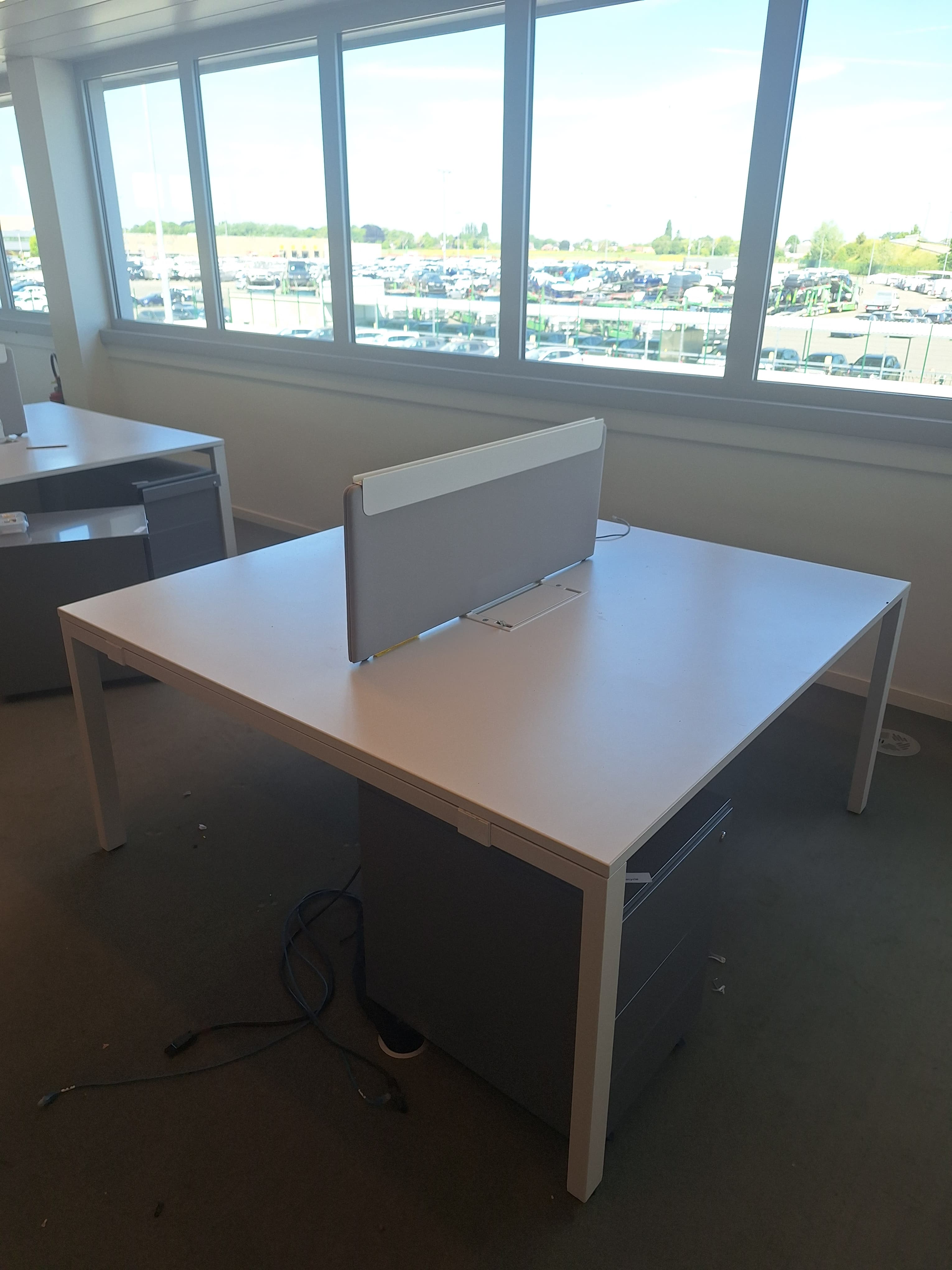 Vitra WorKit 160-160cm white 2 person desk-0
