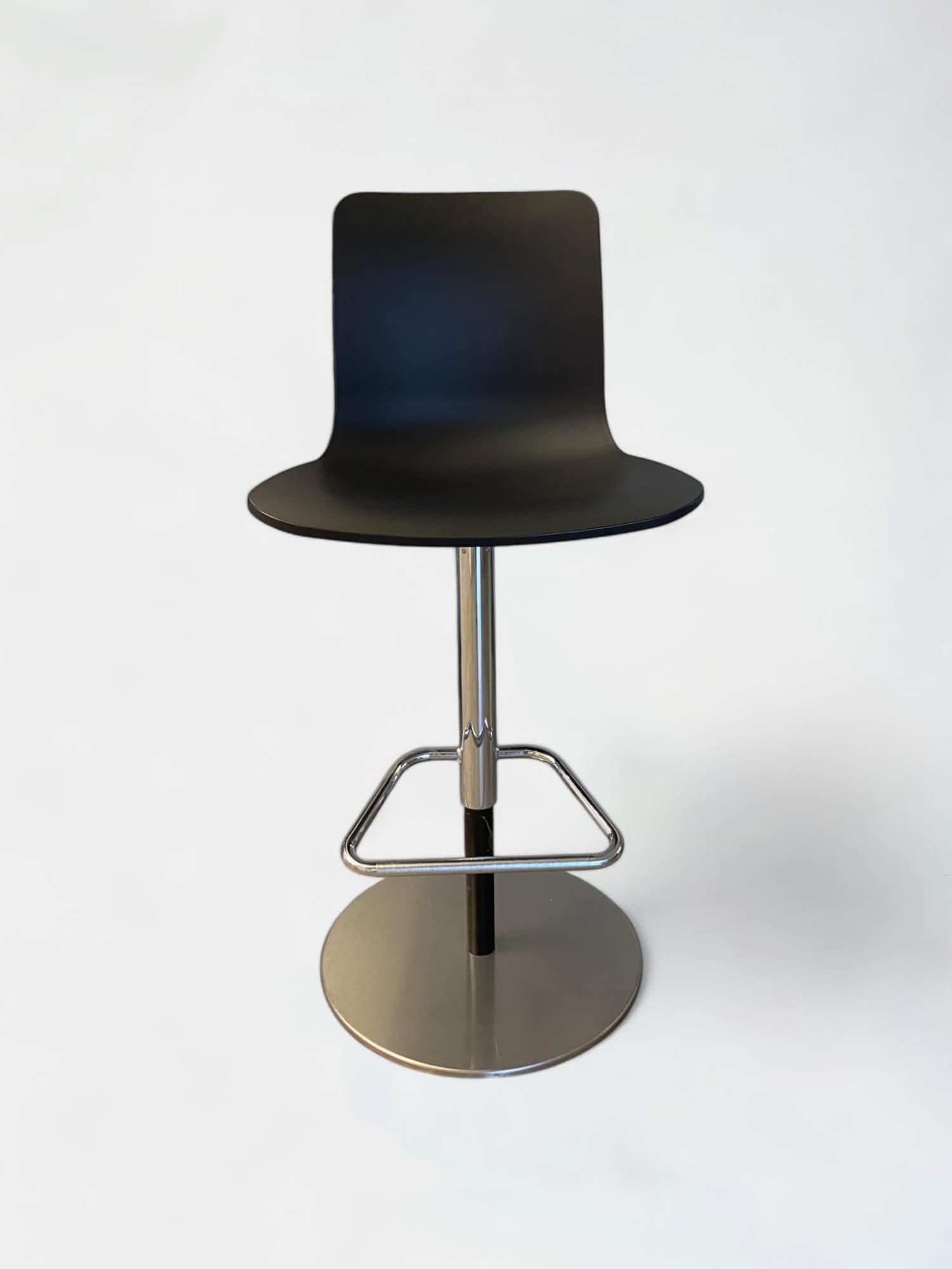 Vitra Black high chair, with adjustable height-2