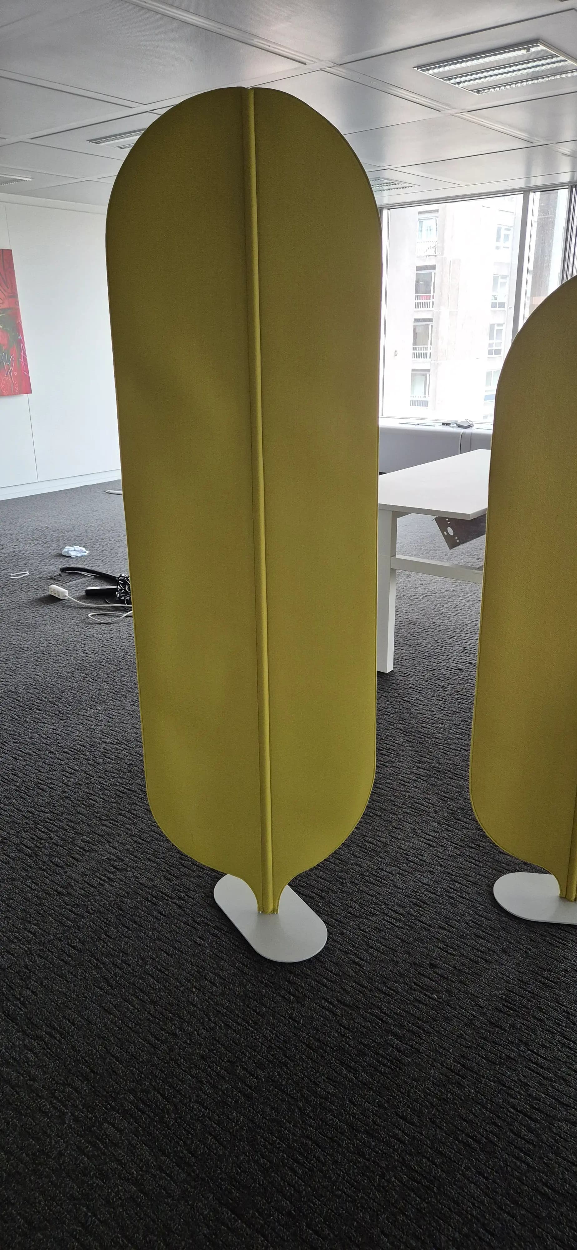 Grand écran vert en forme de feuille-2