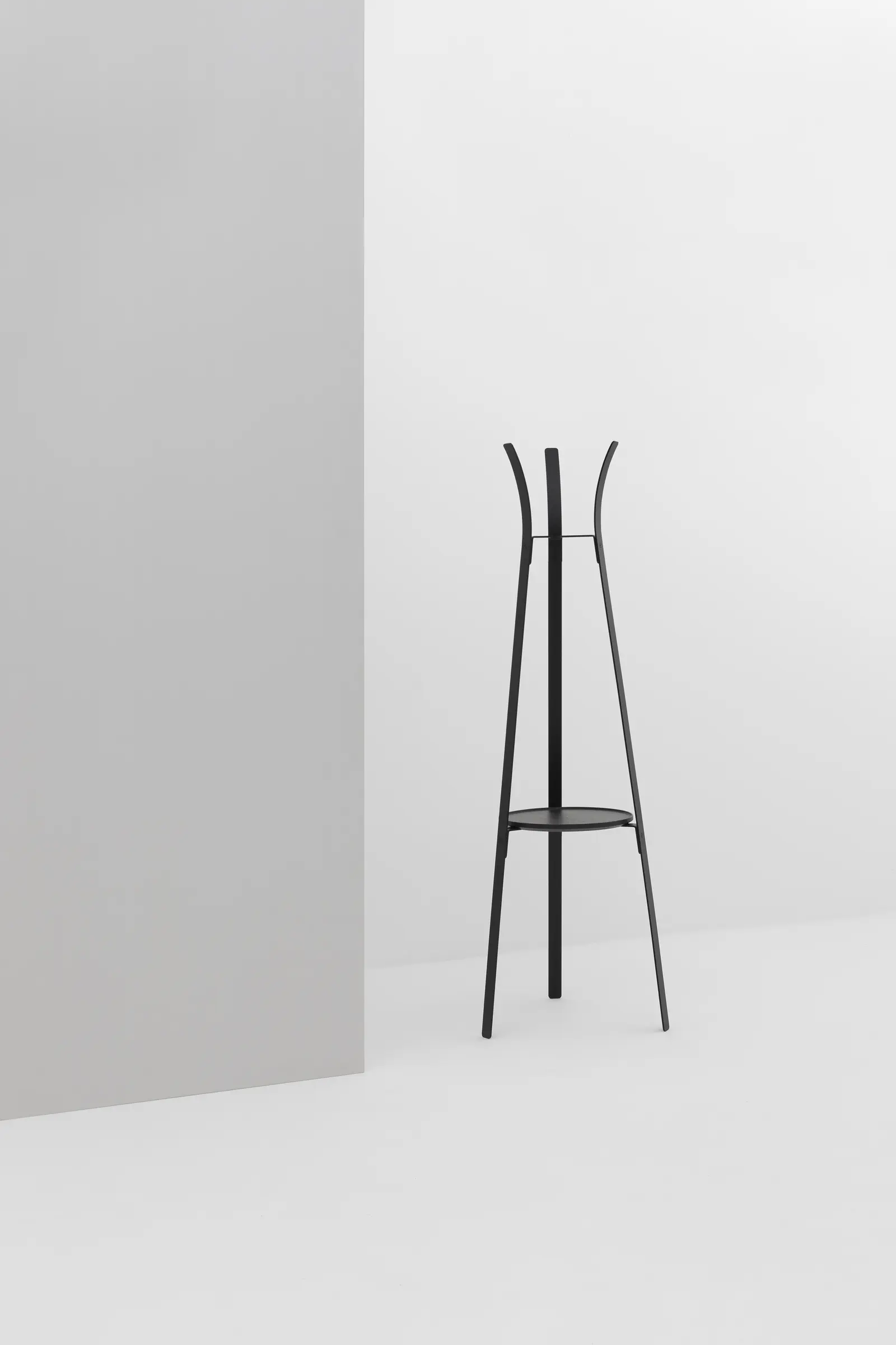 CRUSO Porte-manteau en métal noir avec porte-clés-0