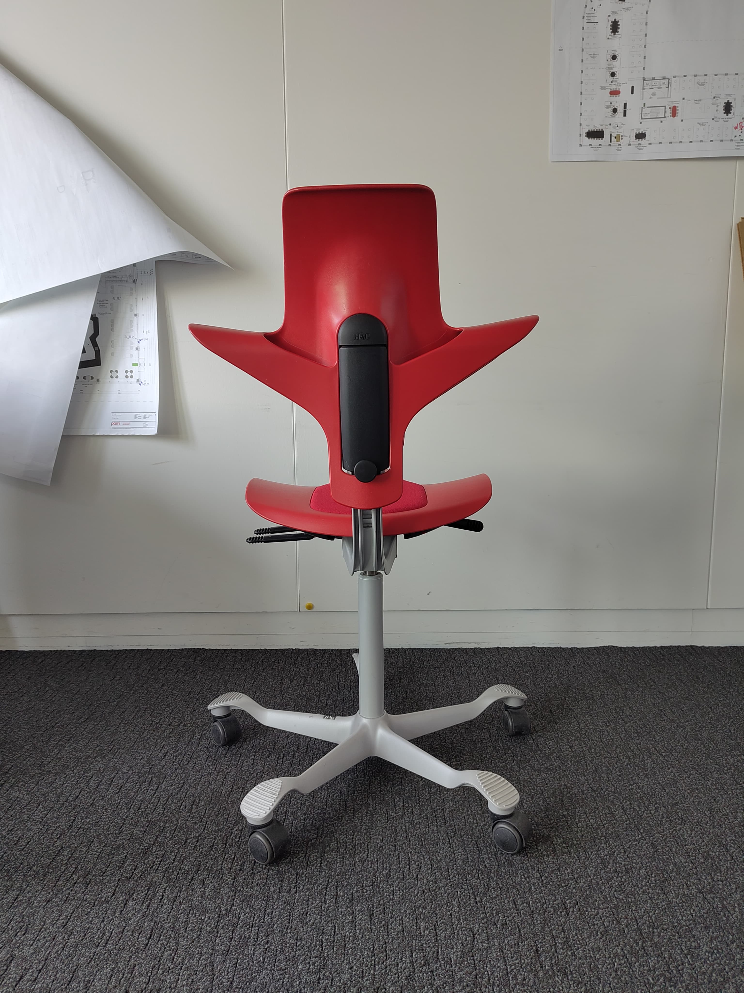 HAG Capisco Puls 8010 Office Chair-4