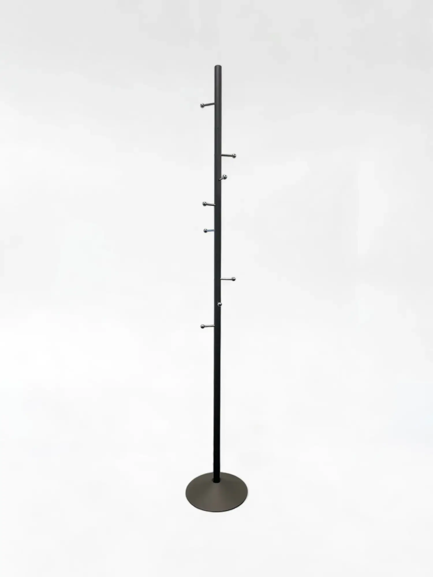 Mobless 114 Mirac Porte-manteau en métal noir avec base ronde B-0
