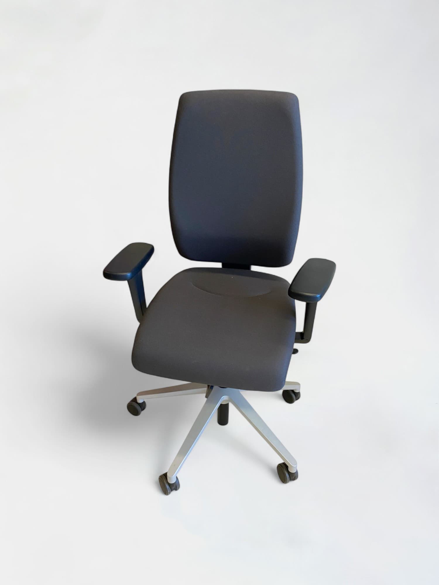 Giroflex nuanced Brown/taupe office chair on wheels-0