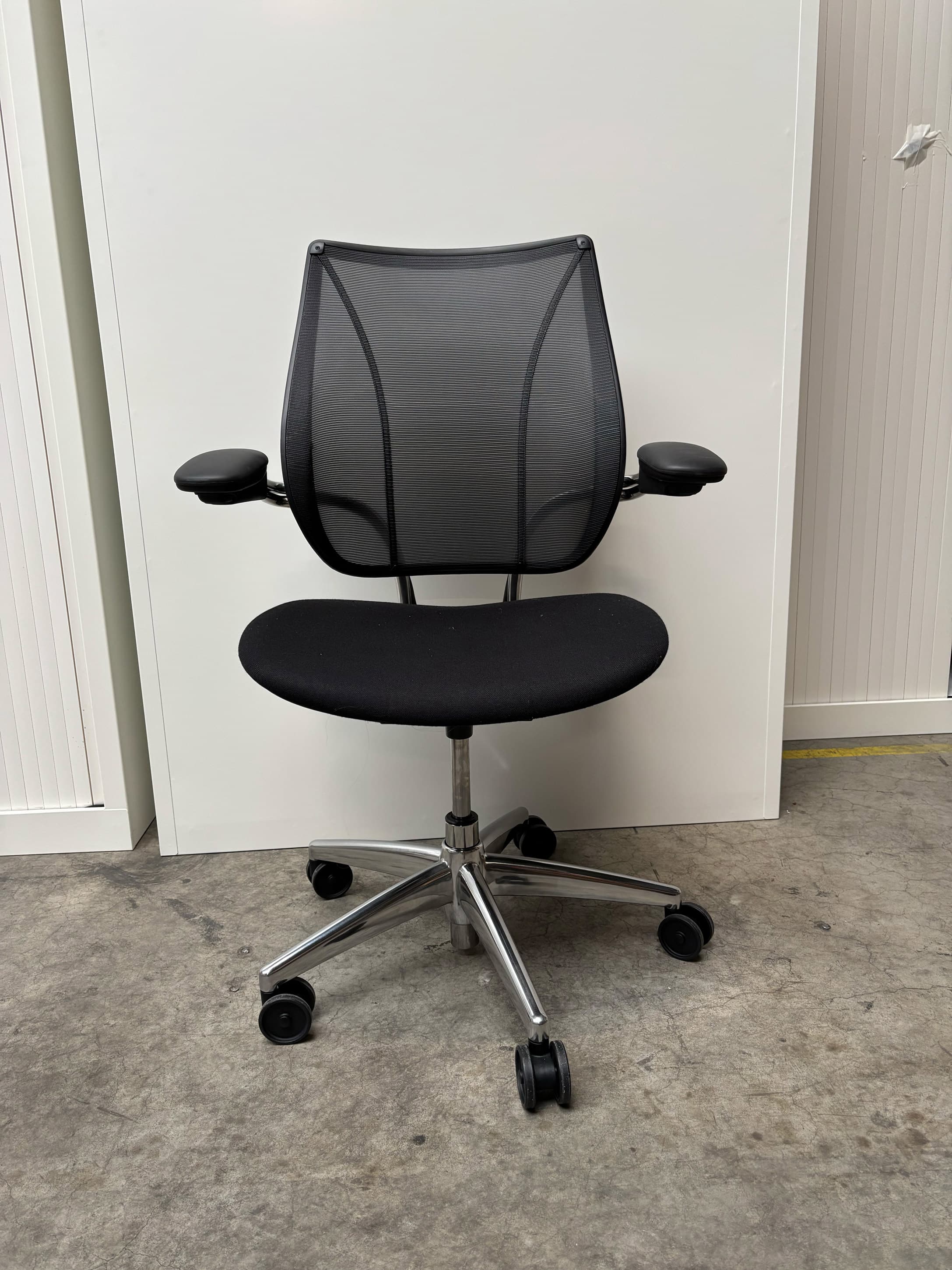 Humanscale Office Chair Liberty -1