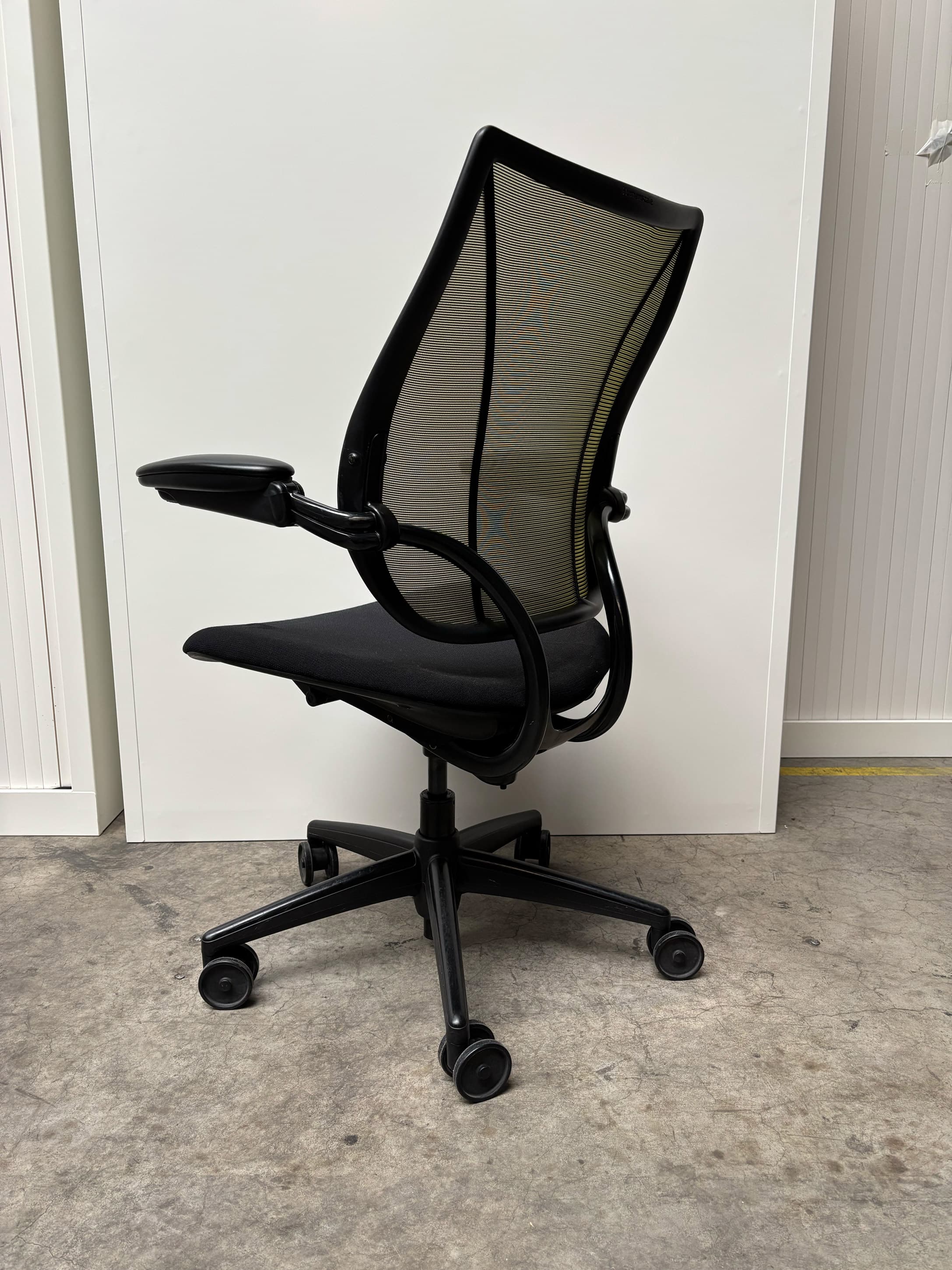 Humanscale Dark Yellow Mesh Office Chair with Adjustable Armrests-6