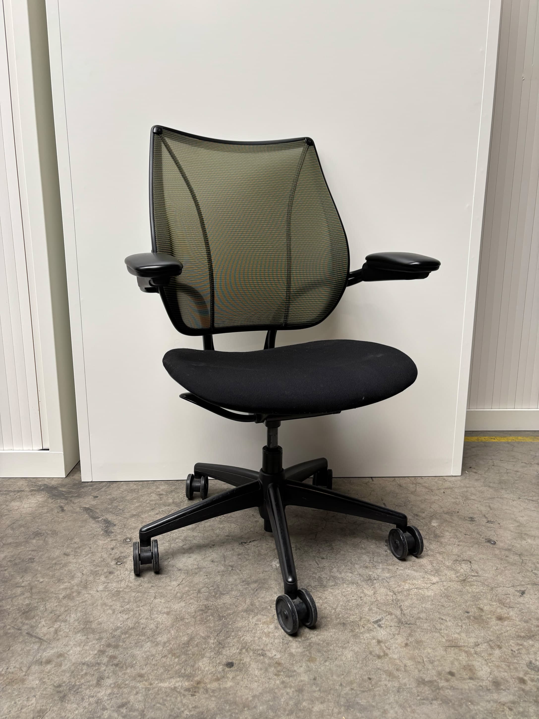 Humanscale Dark Yellow Mesh Office Chair with Adjustable Armrests-2