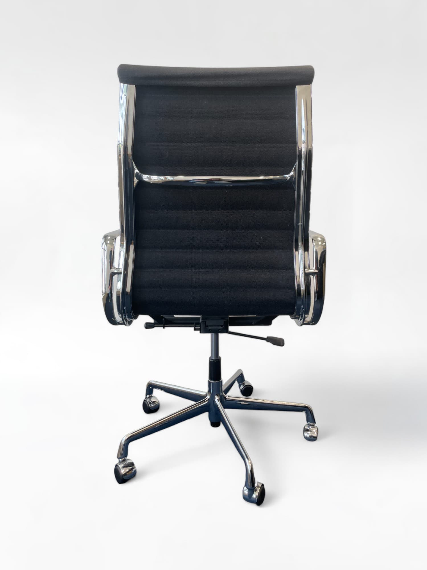 Vitra EAMES - Chaise de bureau noire-4