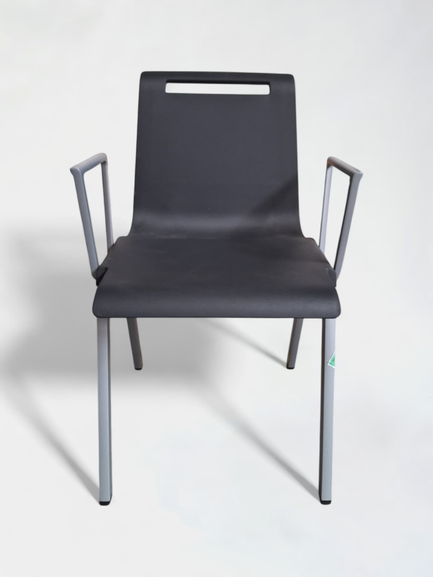 MIT Actiu dark grey plastic meeting chair without armrests-1