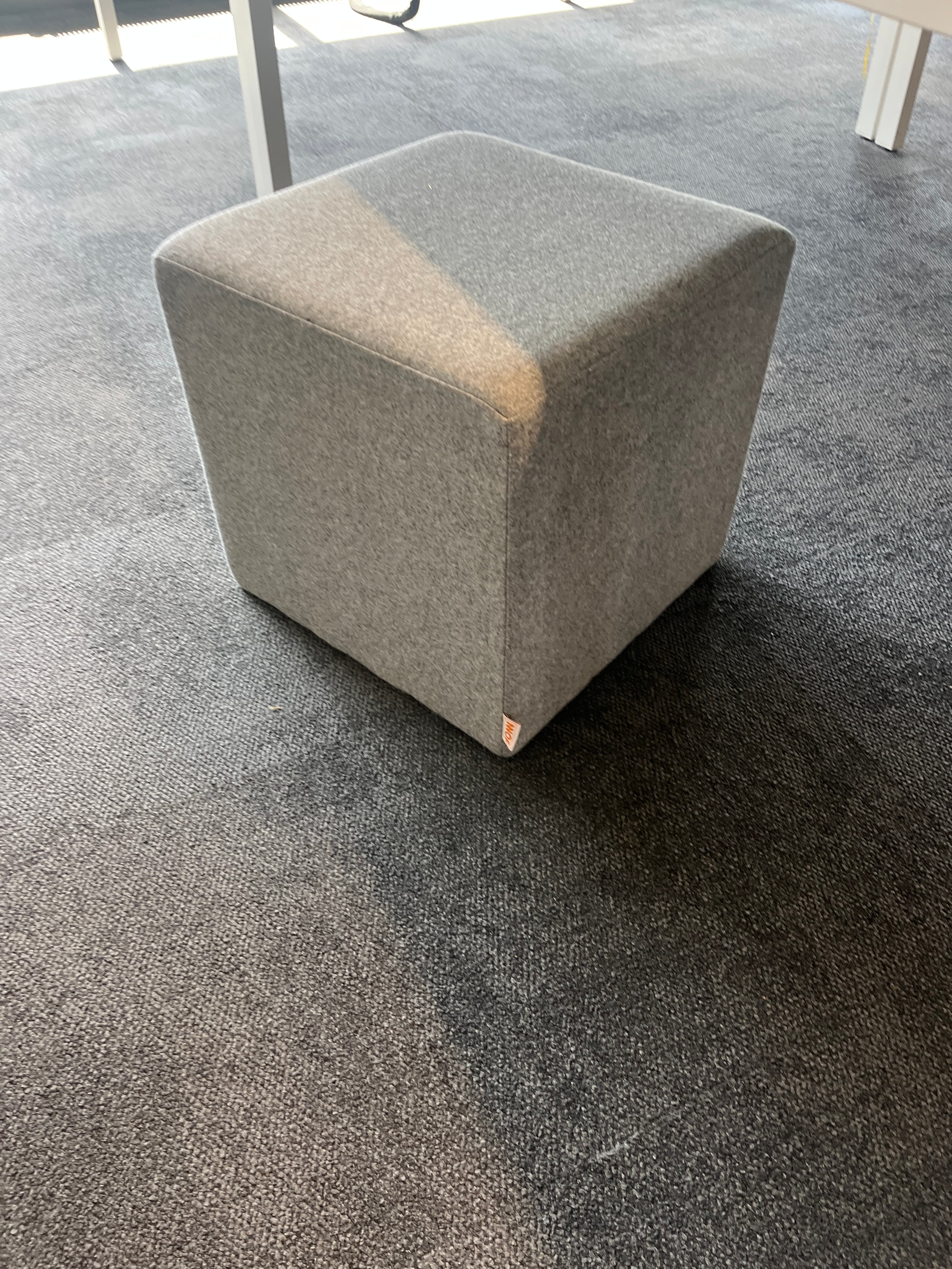 NNOF light grey pouf on wheels-1