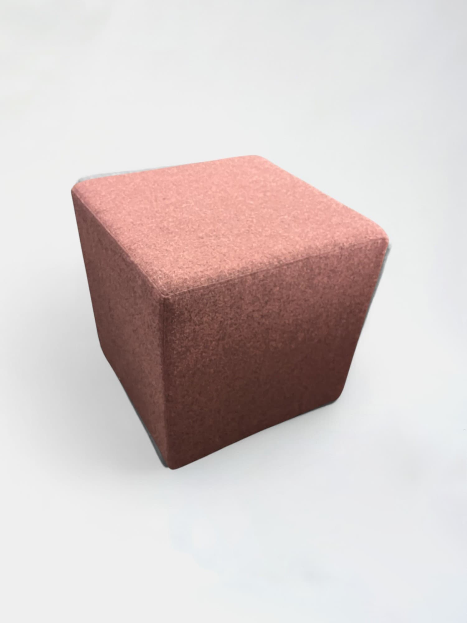 NNOF pastel rose pouf on wheels-0