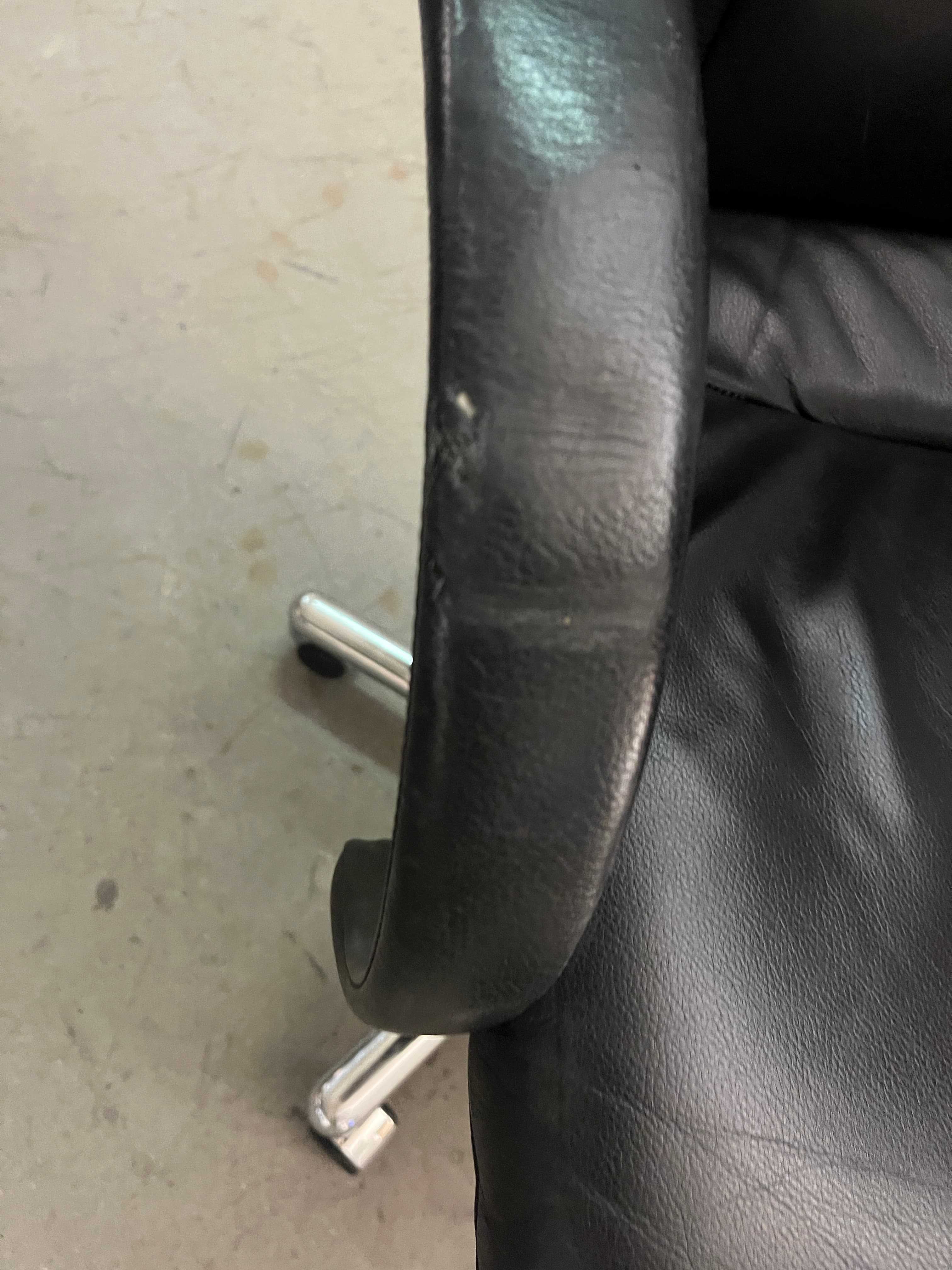 Vitra Black Leather Office Chair with Adjustable Features-4