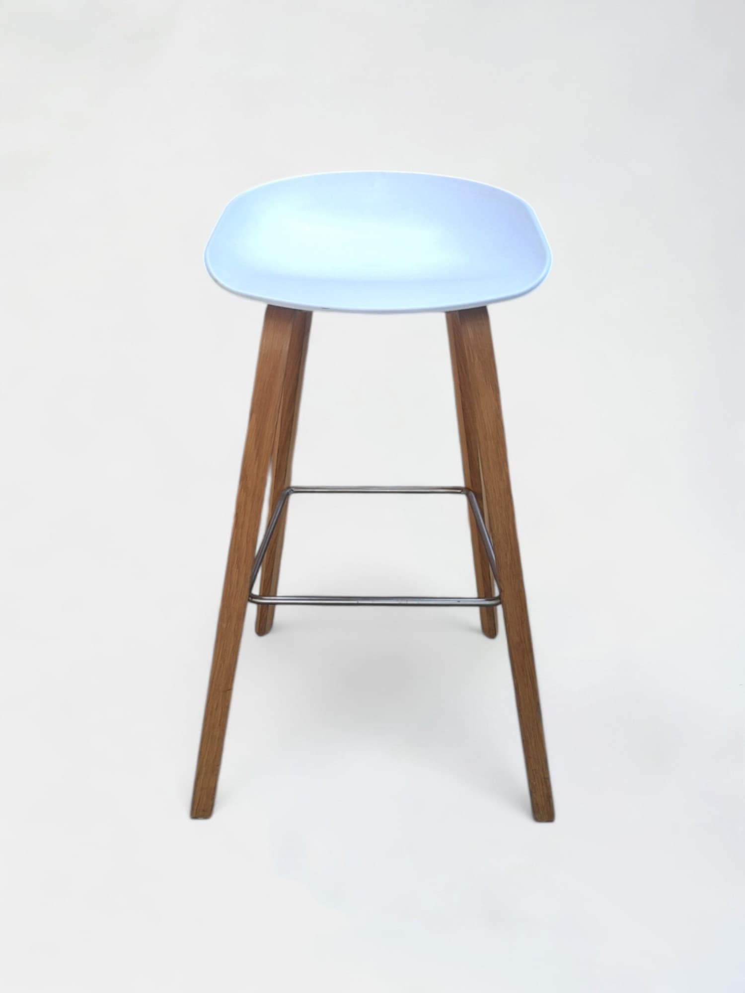 Hay white high stool with wooden legs-3
