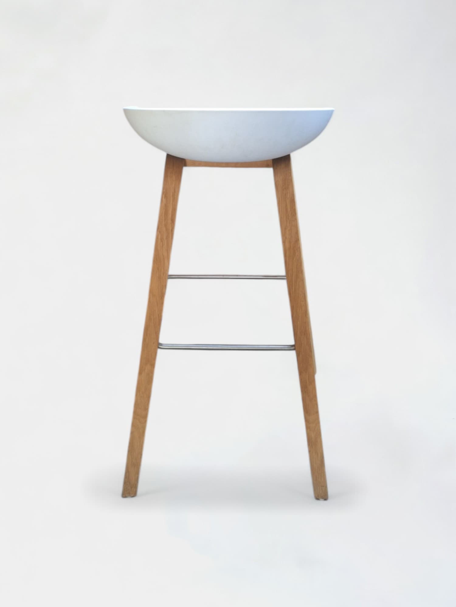 Hay white high stool with wooden legs-2