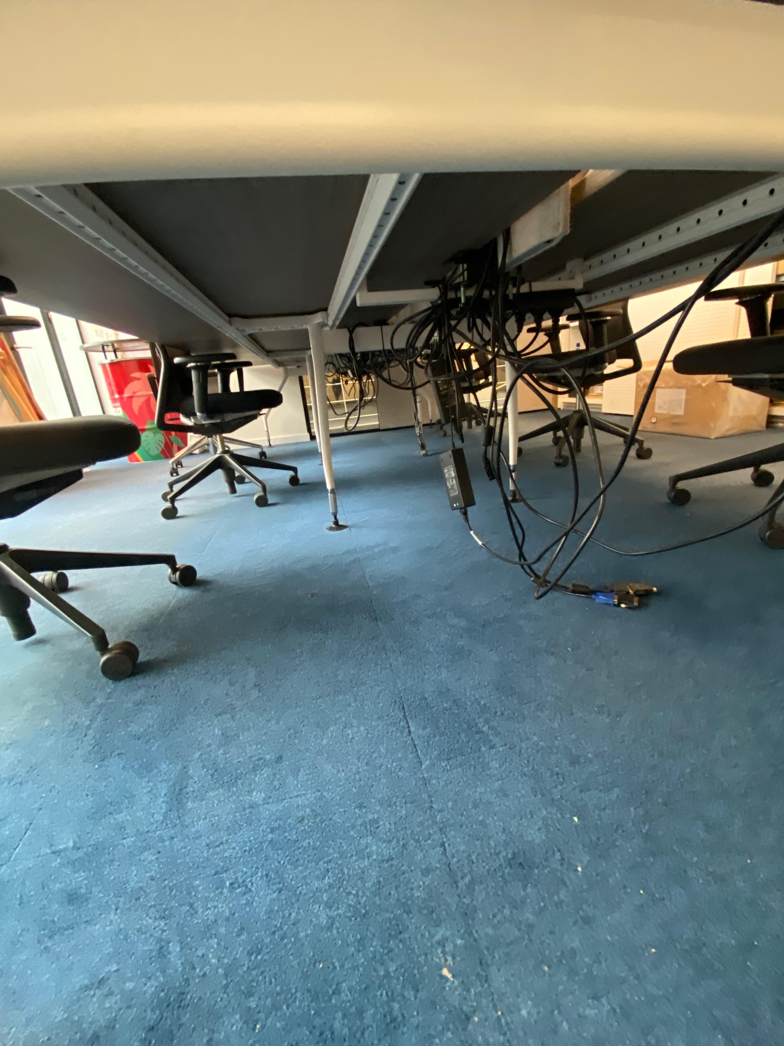 Vitra 6x persons desk-3