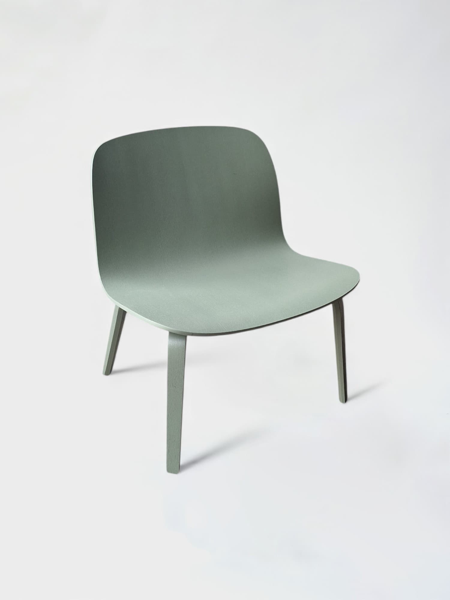chaise longue verte en plastique