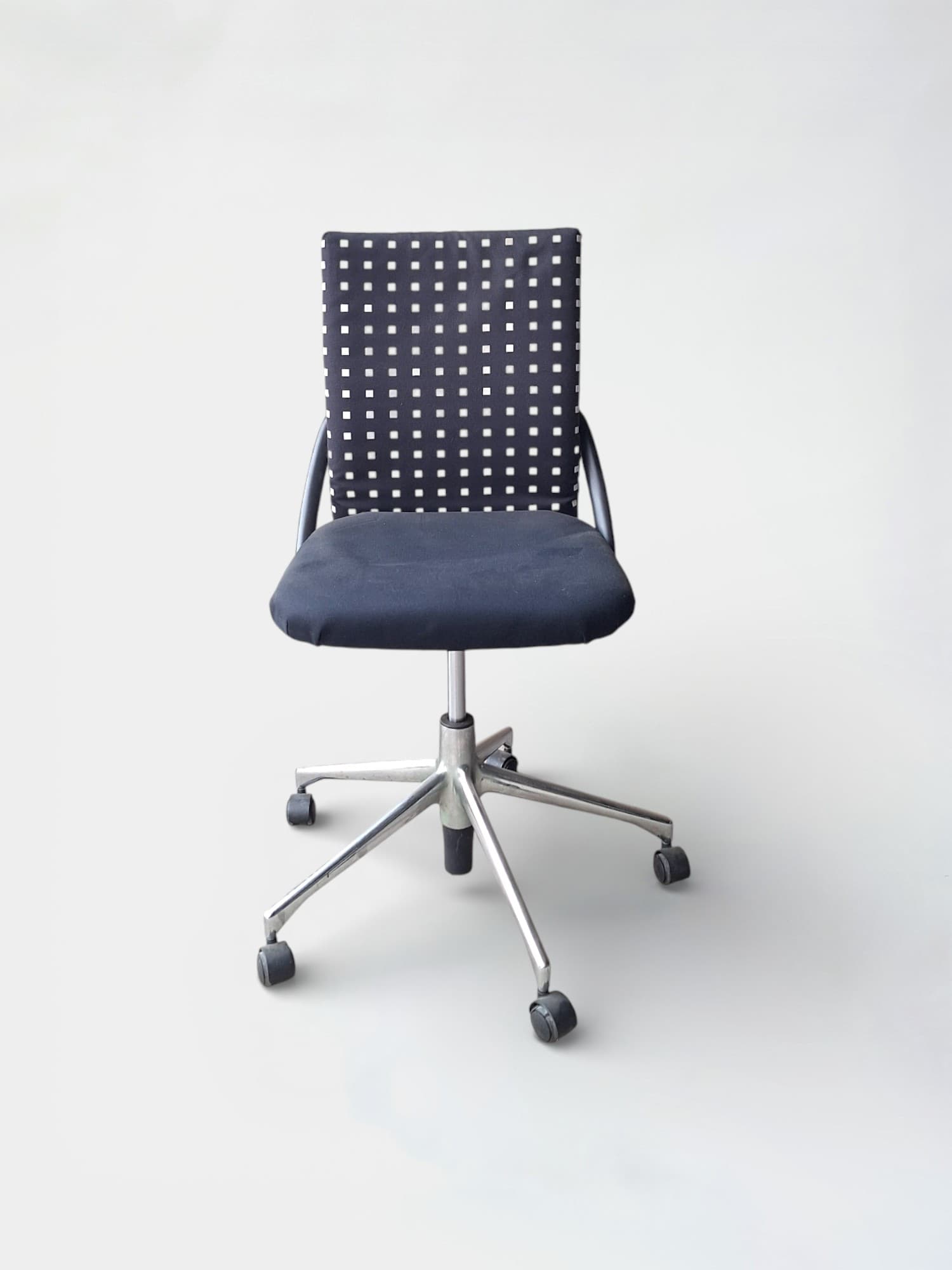 Vitra Vintage Black cushion office chair-1