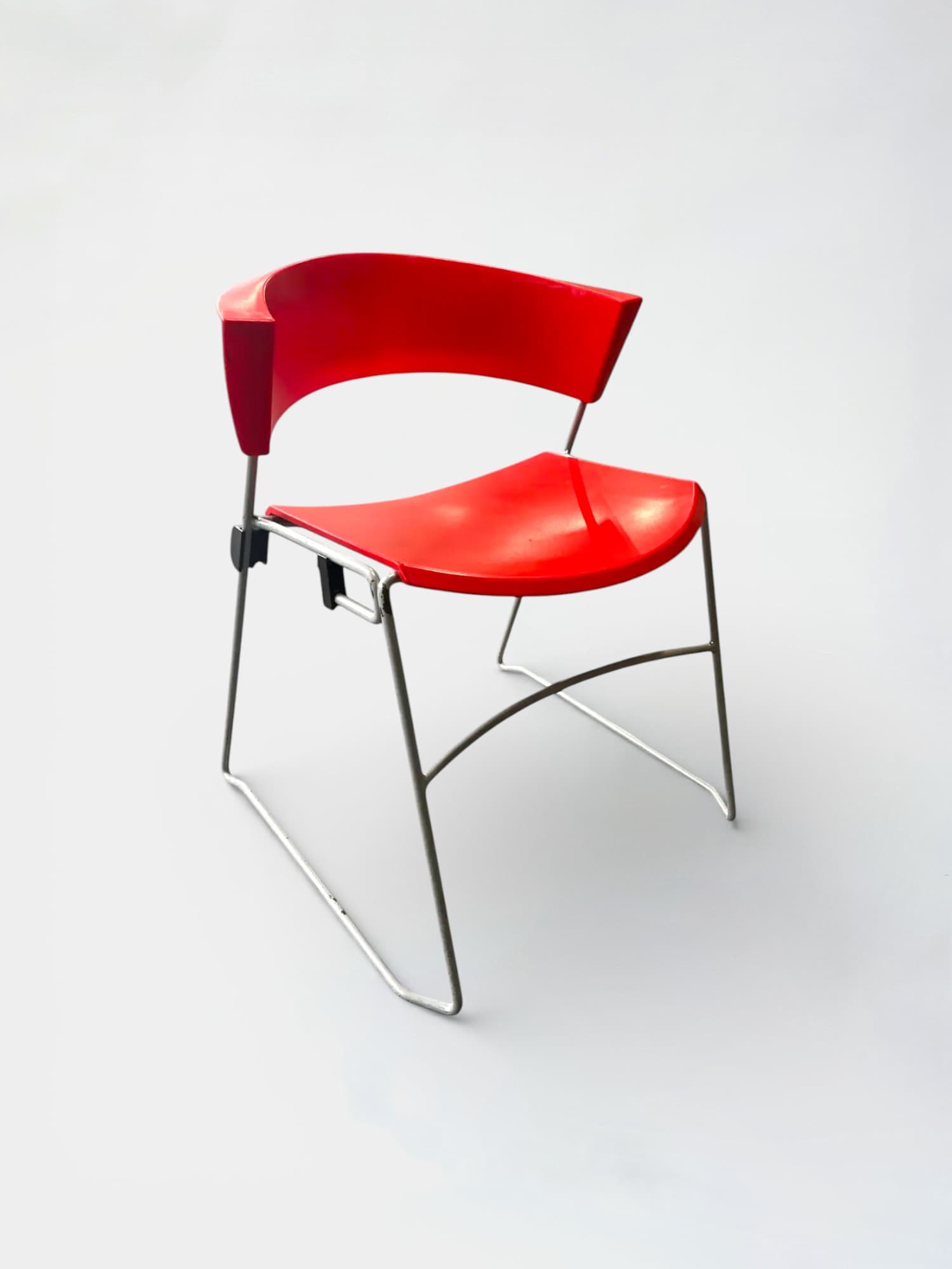 Giroflex red stackable chair-0