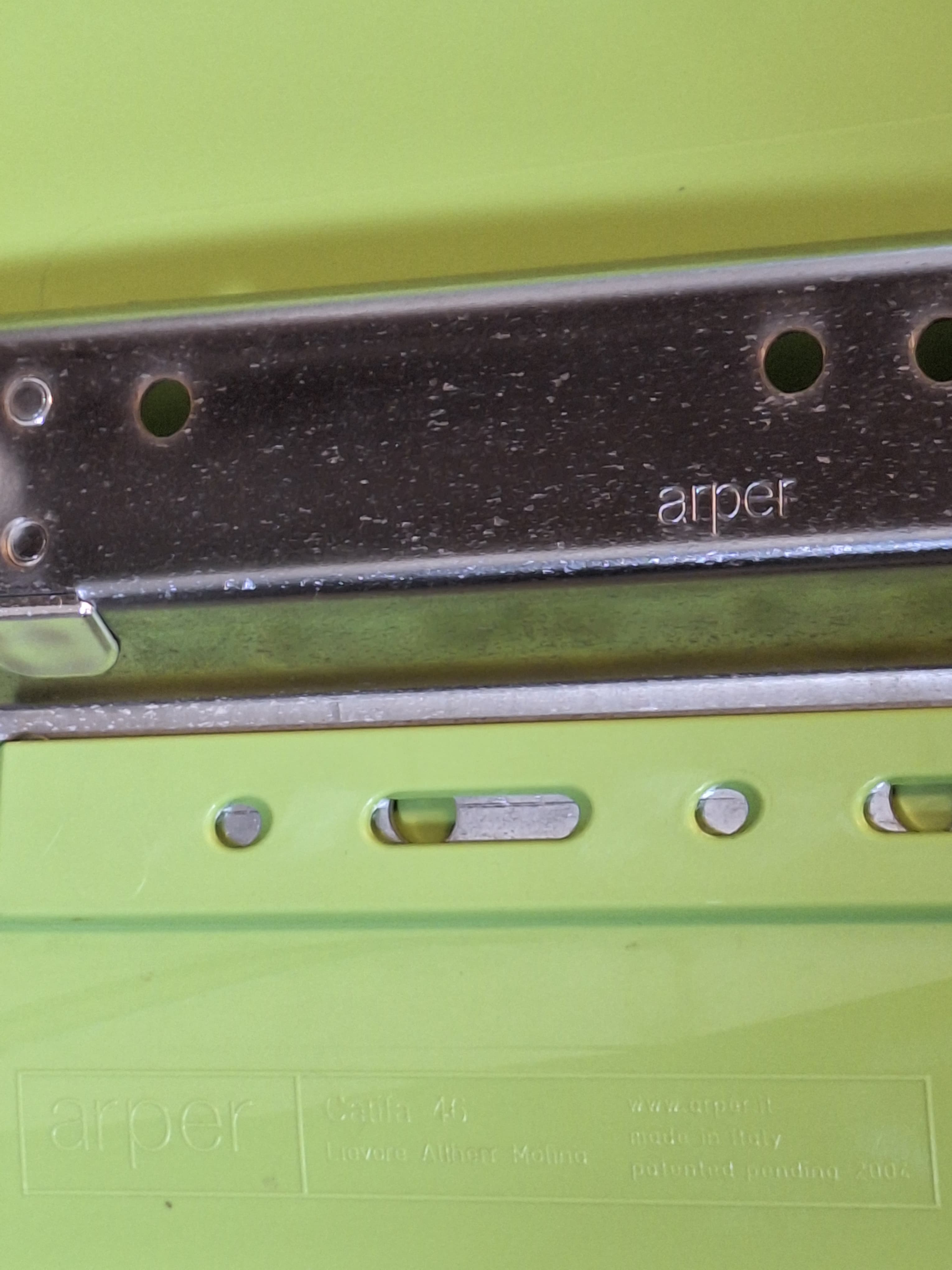 Arper Catifa 46 Green stacking chair-5